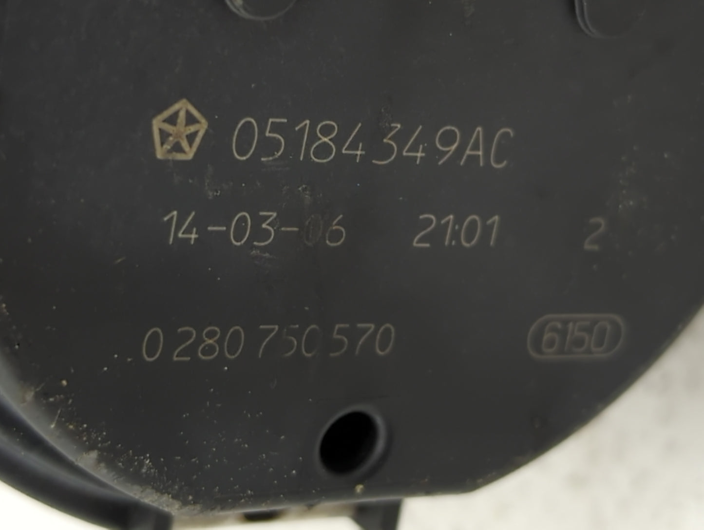 2011 Dodge Grand Caravan Throttle Body P/N:05184349AC Fits OEM Used Auto Parts - Oemusedautoparts1.com