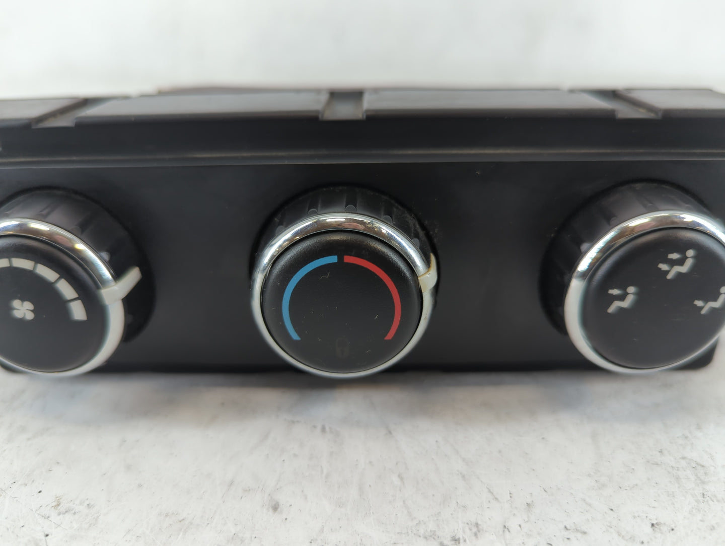 2011 Dodge Grand Caravan Climate Control Module Temperature AC/Heater Replacement P/N:55111967AA Fits OEM Used Auto Parts - 