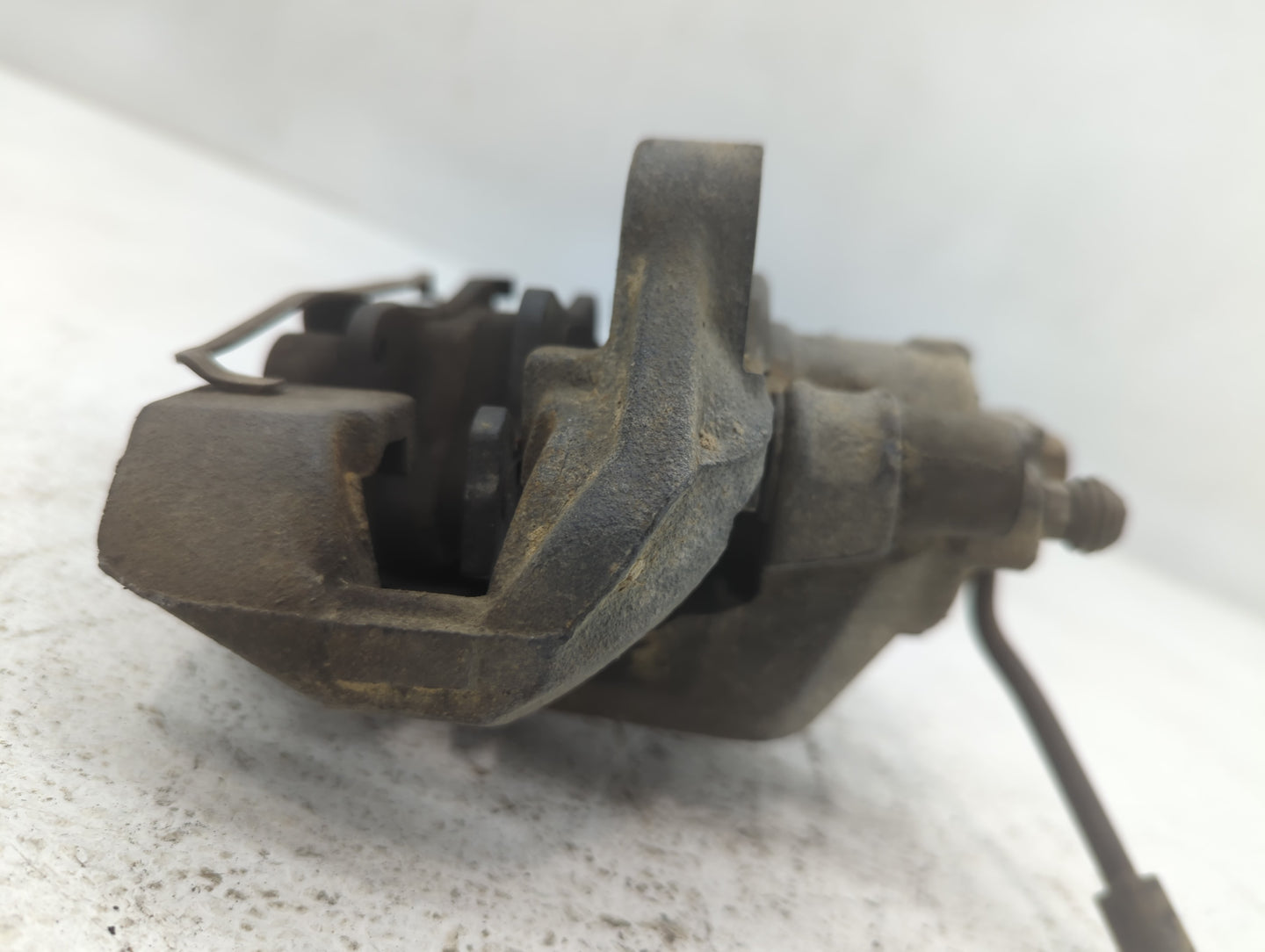 Dodge Grand Caravan Front Passenger Right Brake Caliper - Oemusedautoparts1.com