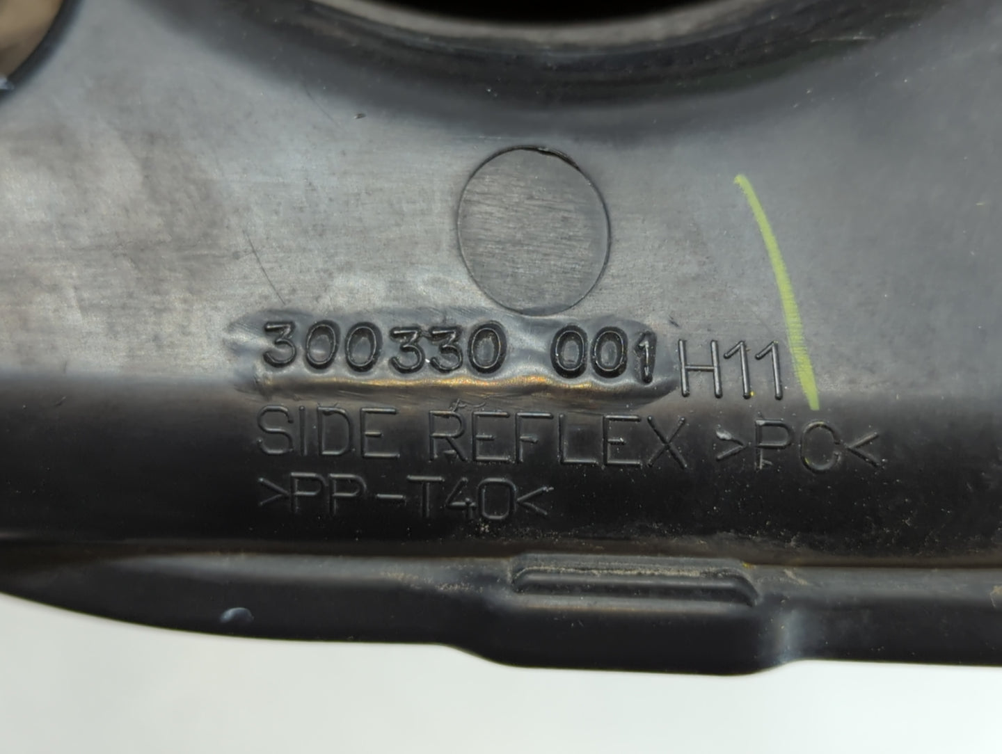 2011 Dodge Grand Caravan Passenger Right Oem Head Light Headlight Lamp - Oemusedautoparts1.com