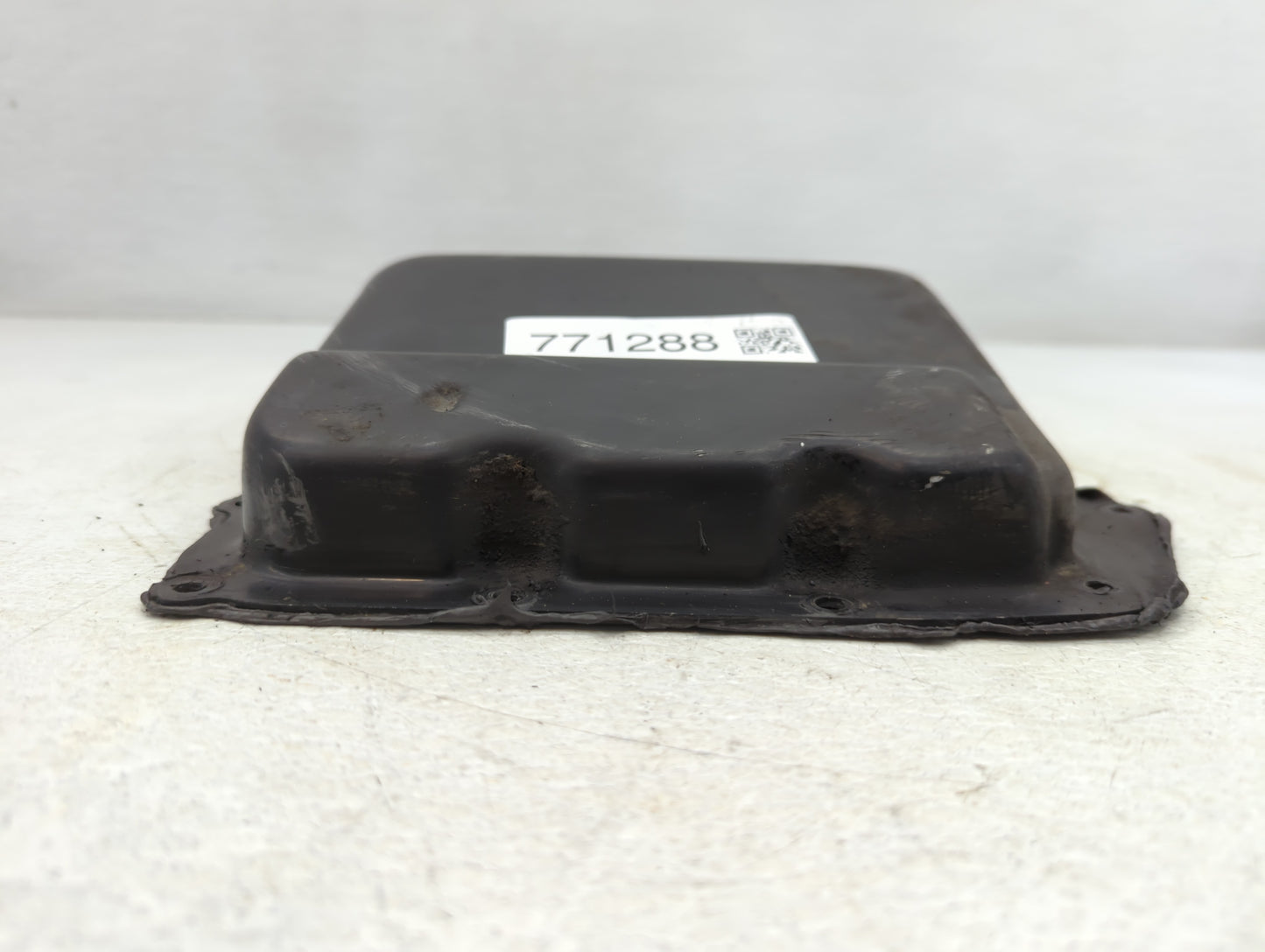 2011-2020 Dodge Grand Caravan Engine Oil Pan Fits Fits 2011 2012 2013 2014 2015 2016 2017 2018 2019 2020 2021 OEM Used Auto 