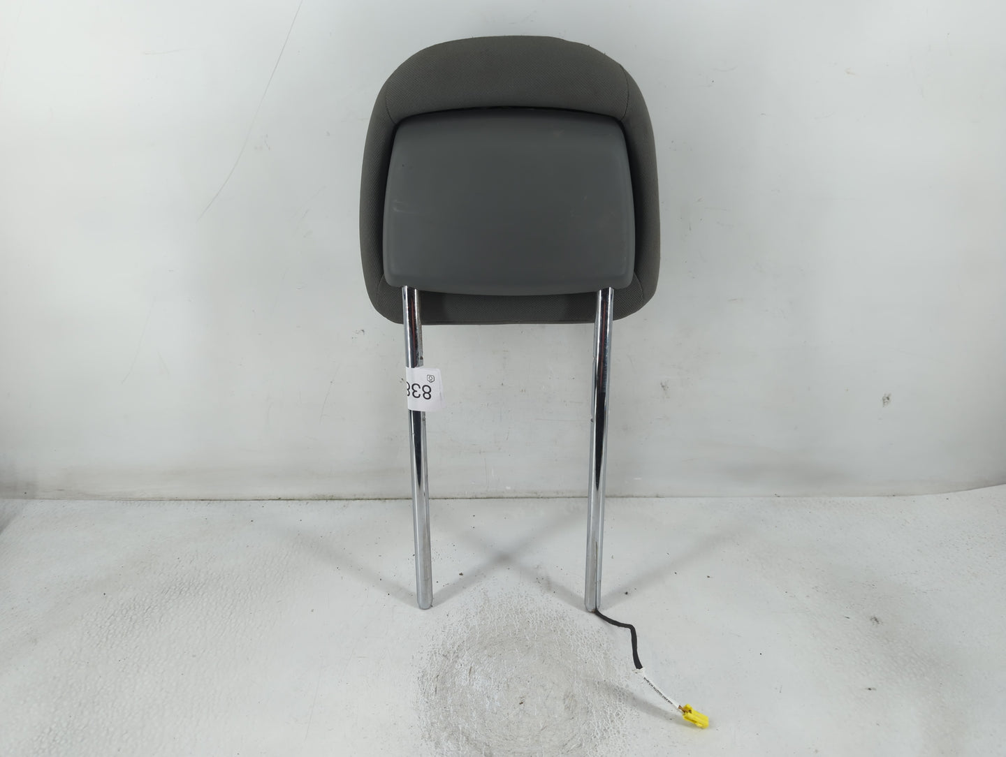 2011 Dodge Grand Caravan Headrest Head Rest Front Driver Passenger Seat Fits OEM Used Auto Parts - Oemusedautoparts1.com