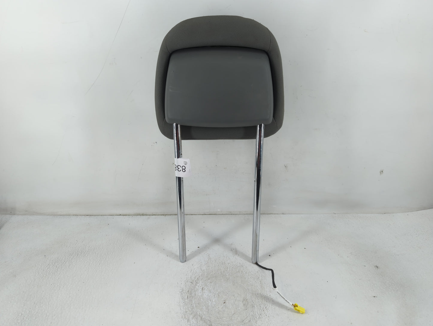 2011 Dodge Grand Caravan Headrest Head Rest Front Driver Passenger Seat Fits OEM Used Auto Parts - Oemusedautoparts1.com