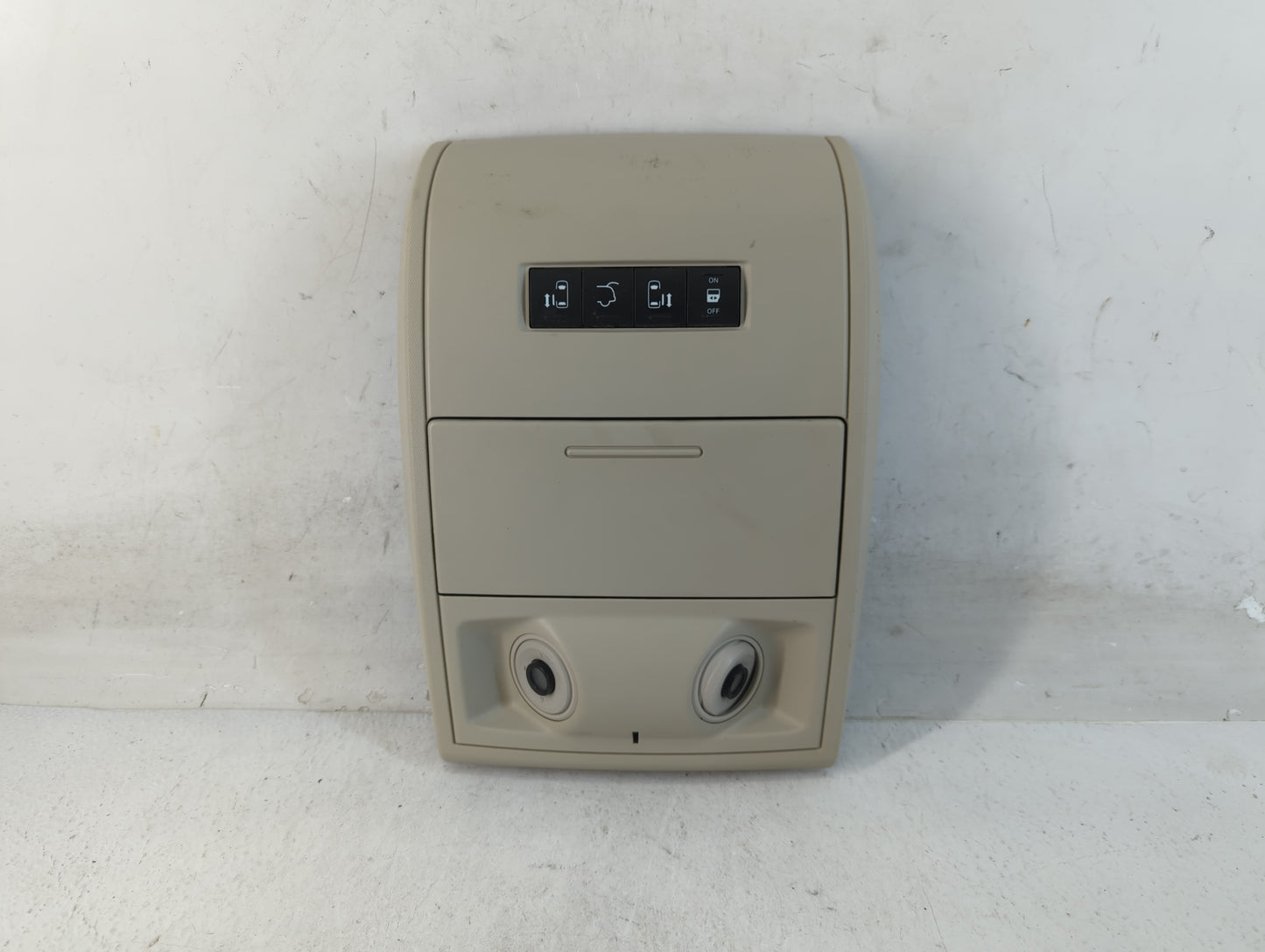 2011 Dodge Grand Caravan Overhead Roof Console - Oemusedautoparts1.com