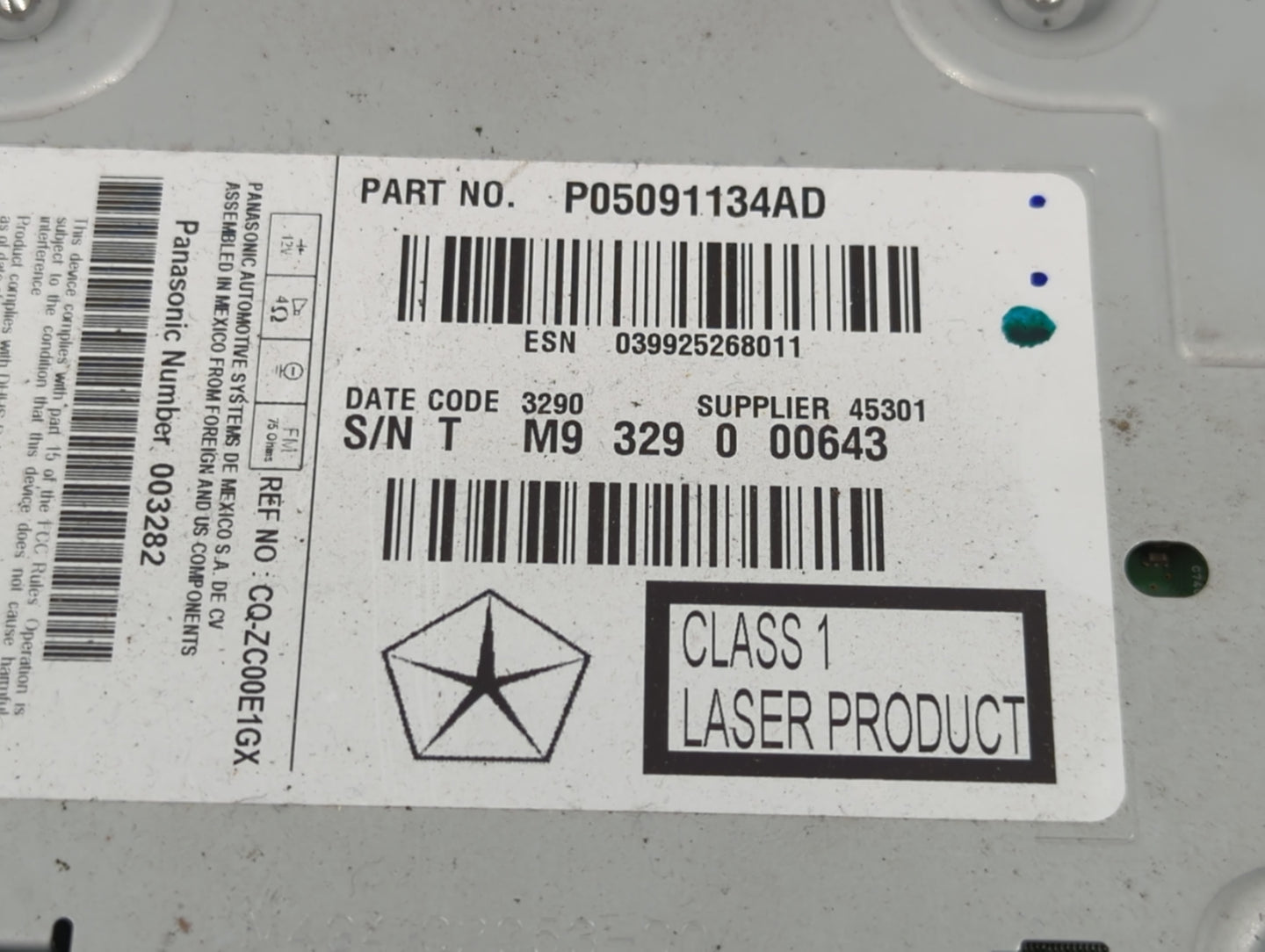 2011-2012 Dodge Journey Radio AM FM Cd Player Receiver Replacement P/N:P05091134AD Fits Fits 2011 2012 OEM Used Auto Parts -