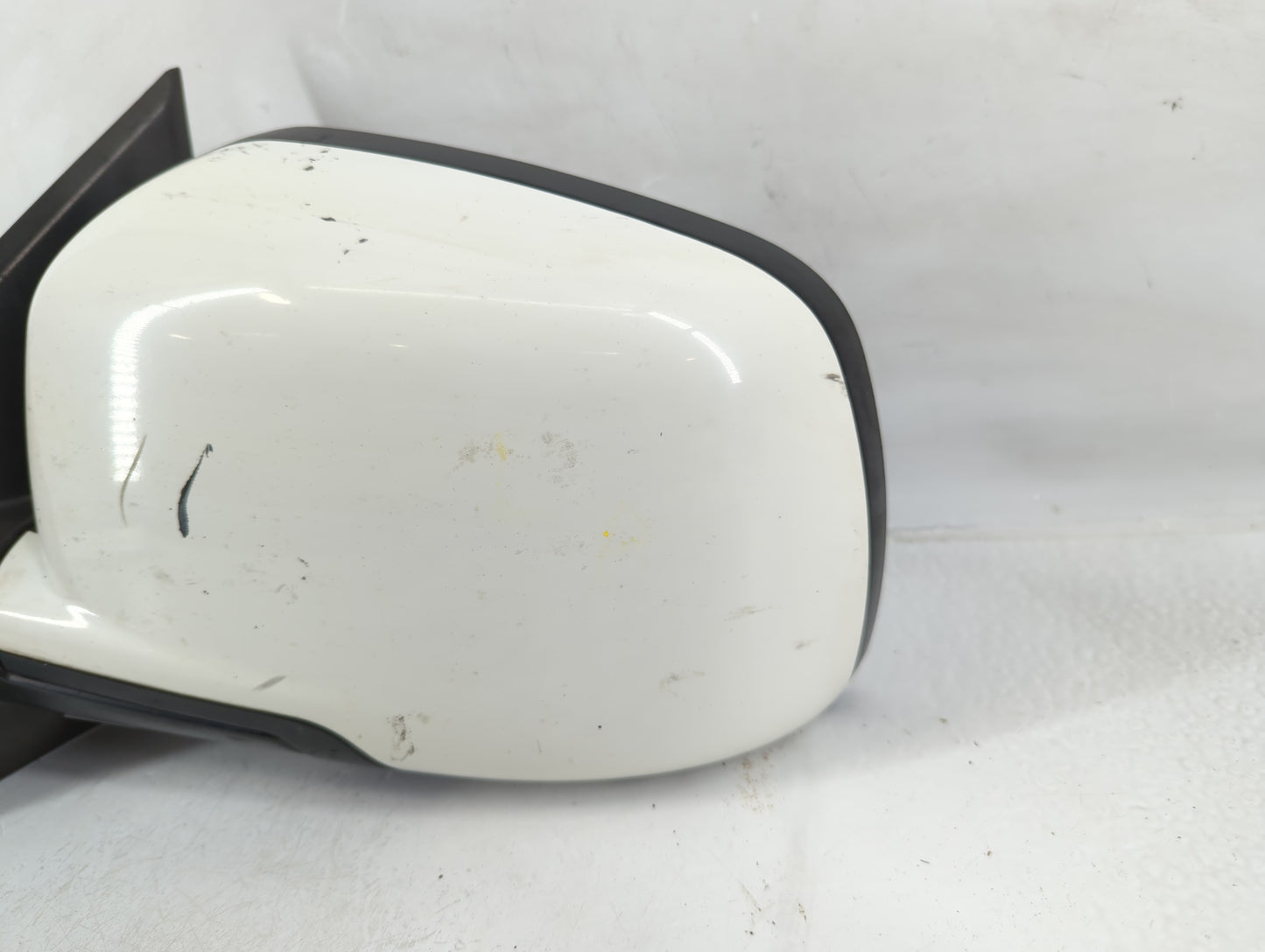 2011 Dodge Journey Side Mirror Replacement Driver Left View Door Mirror Fits OEM Used Auto Parts - Oemusedautoparts1.com