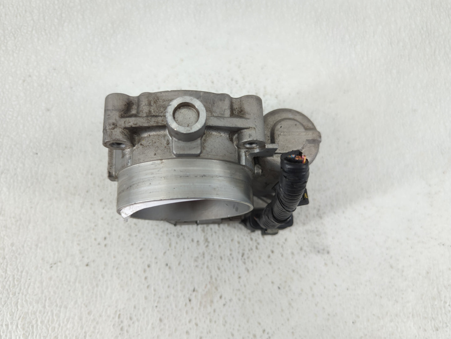 2011-2019 Dodge Journey Throttle Body Fits Fits 2011 2012 2013 2014 2015 2016 2017 2018 2019 2020 2021 2022 OEM Used Auto Pa