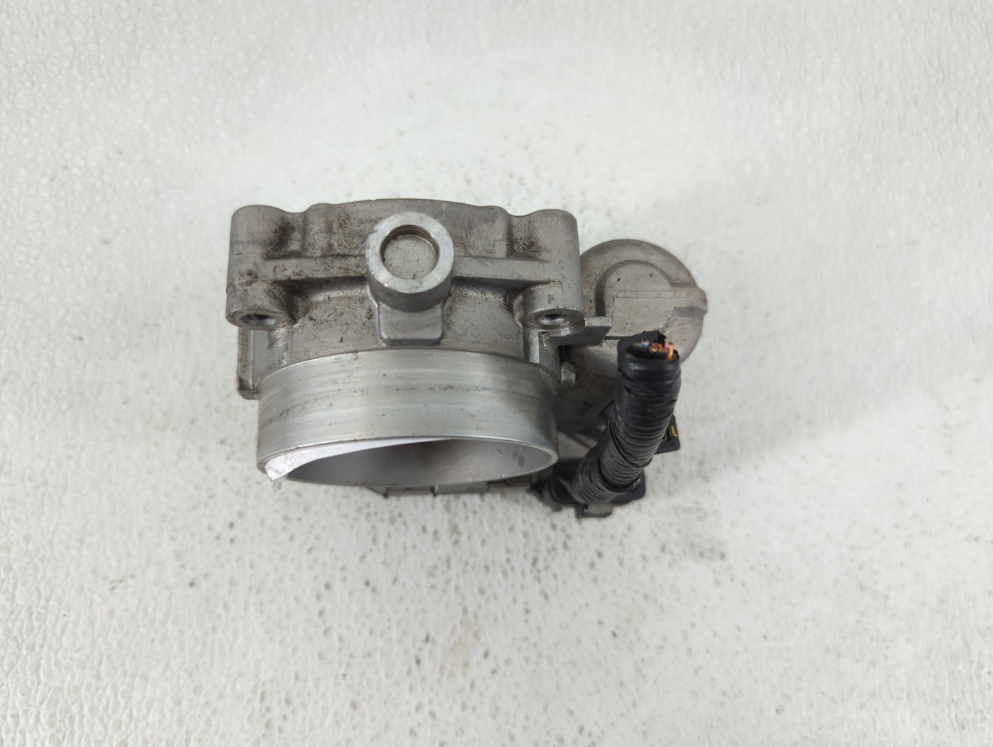 2011-2019 Dodge Journey Throttle Body Fits Fits 2011 2012 2013 2014 2015 2016 2017 2018 2019 2020 2021 2022 OEM Used Auto Pa
