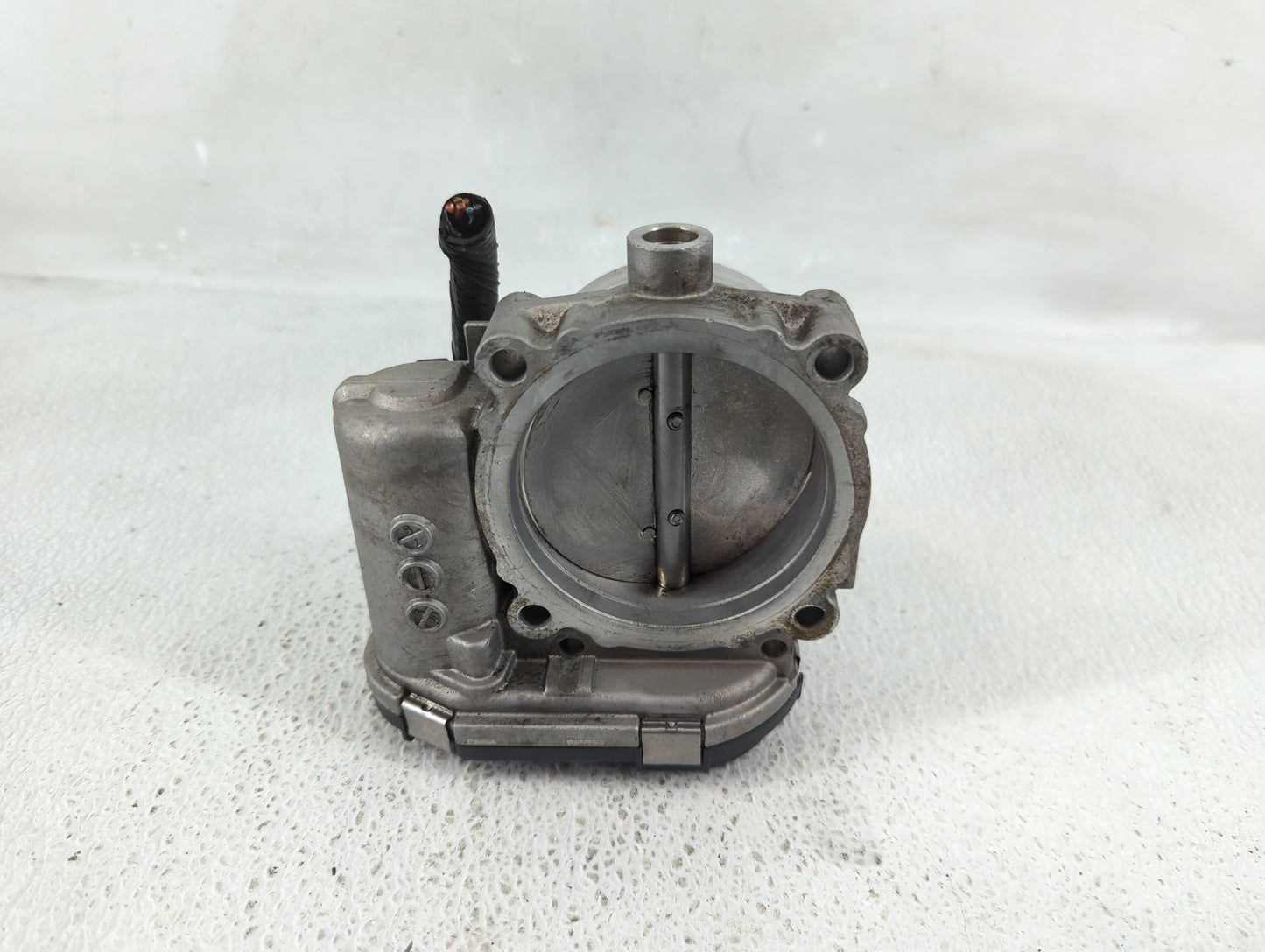 2011-2019 Dodge Journey Throttle Body Fits Fits 2011 2012 2013 2014 2015 2016 2017 2018 2019 2020 2021 2022 OEM Used Auto Pa