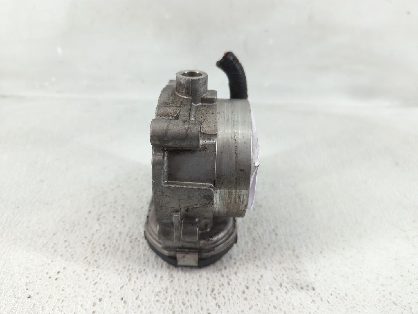 2011-2019 Dodge Journey Throttle Body Fits Fits 2011 2012 2013 2014 2015 2016 2017 2018 2019 2020 2021 2022 OEM Used Auto Pa