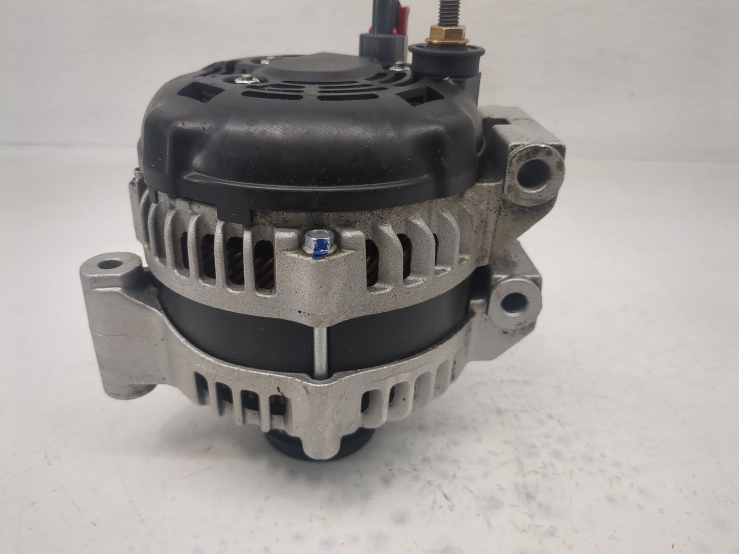 2011-2019 Dodge Journey Alternator Replacement Generator Charging Assembly Engine OEM Fits OEM Used Auto Parts - Oemusedauto