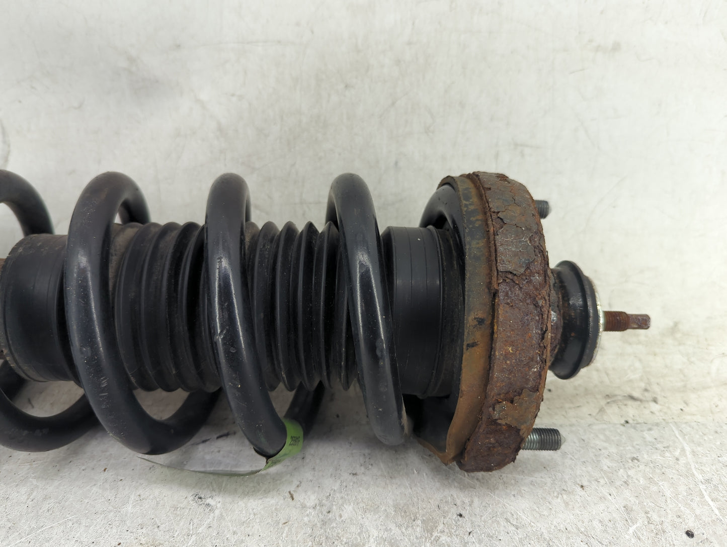 2011 Dodge Journey Drivers Rear Strut Assembly Oem - Oemusedautoparts1.com