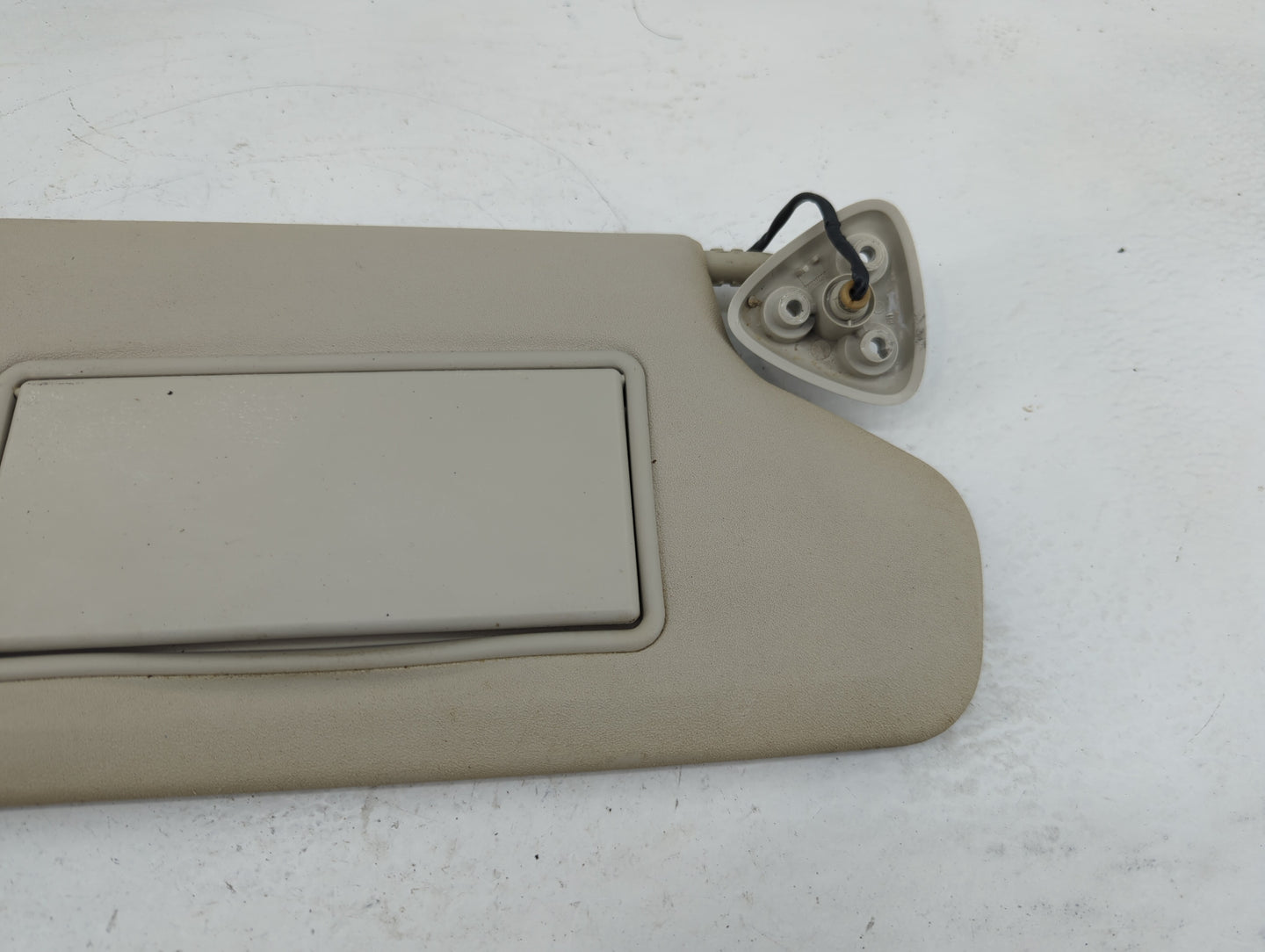 2011-2020 Dodge Journey Sun Visor Shade Replacement Passenger Right Mirror Fits OEM Used Auto Parts - Oemusedautoparts1.com