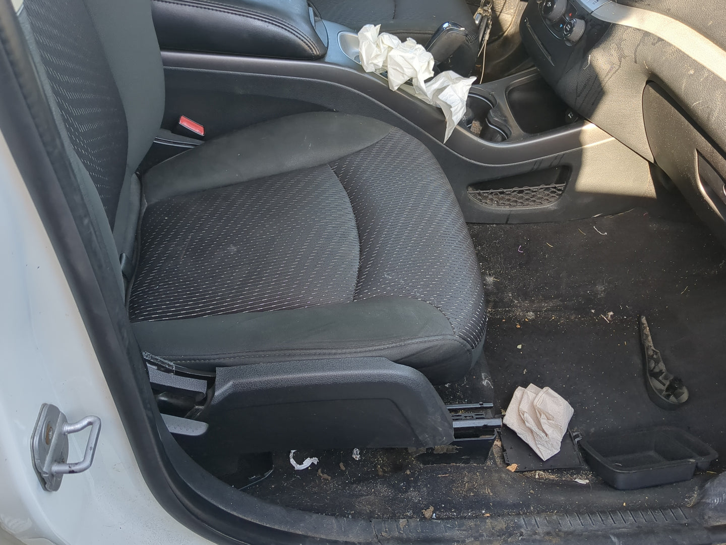 2011-2017 Dodge Journey Passenger Front Seat Oem 1238494 - Oemusedautoparts1.com