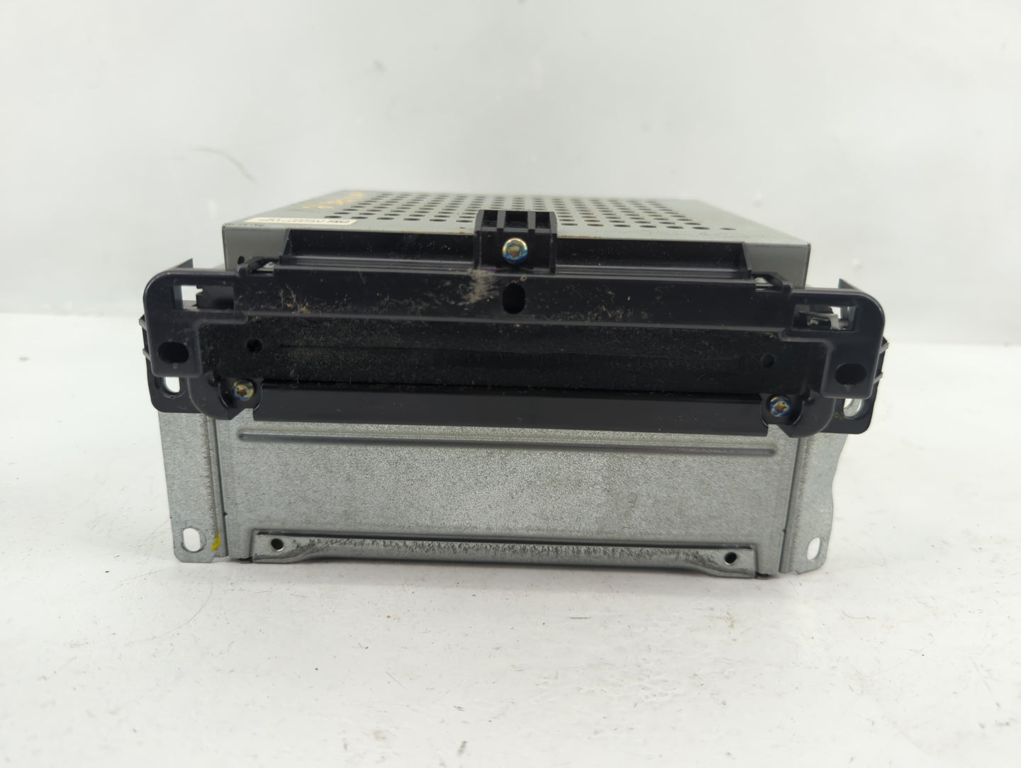 2011-2012 Dodge Journey Radio AM FM Cd Player Receiver Replacement Fits Fits 2011 2012 OEM Used Auto Parts - Oemusedautopart