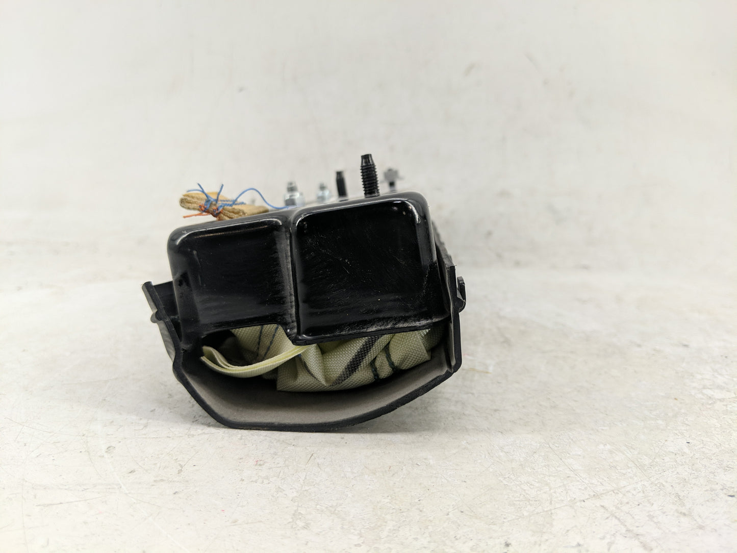 2011 Dodge Journey Air Bag Driver Left Knee Oem - Oemusedautoparts1.com