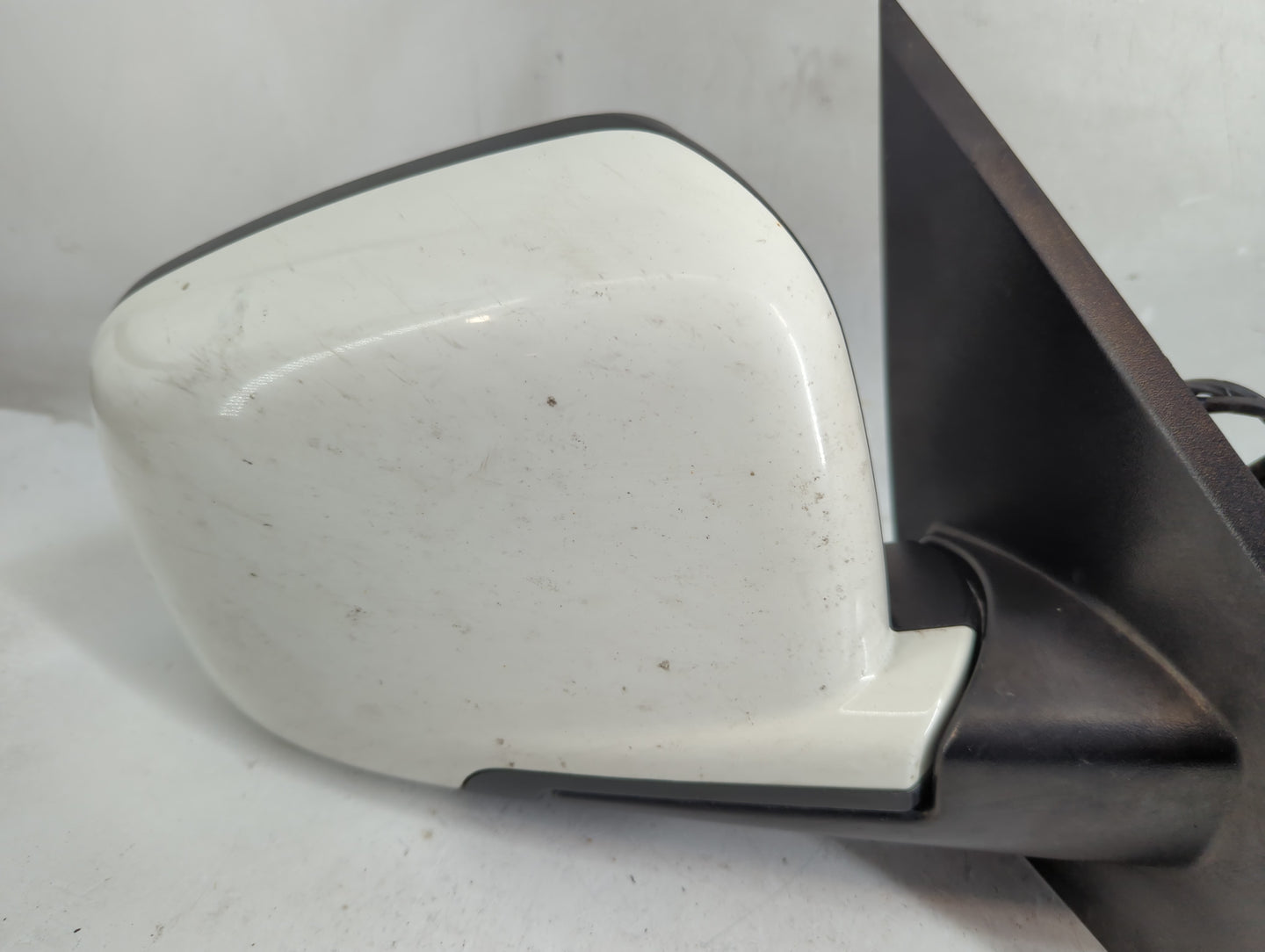 2011 Dodge Journey Side Mirror Replacement Passenger Right View Door Mirror Fits OEM Used Auto Parts - Oemusedautoparts1.com
