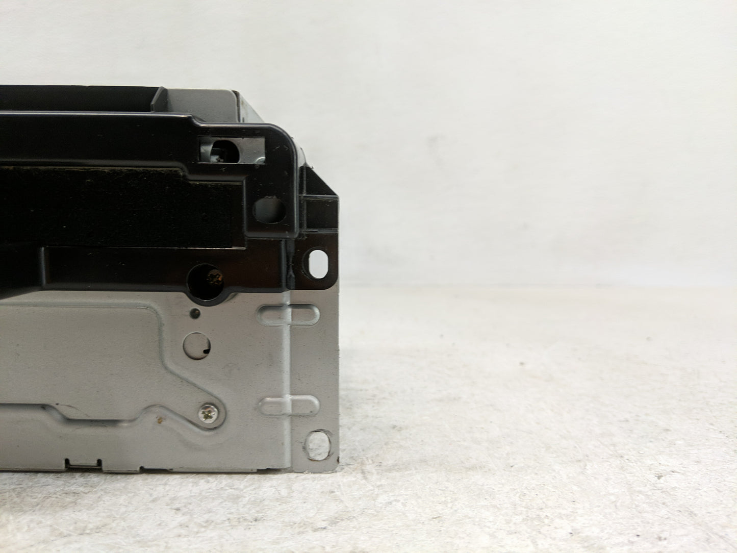 2011-2012 Dodge Journey Radio AM FM Cd Player Receiver Replacement P/N:P05091134AD Fits Fits 2011 2012 OEM Used Auto Parts -