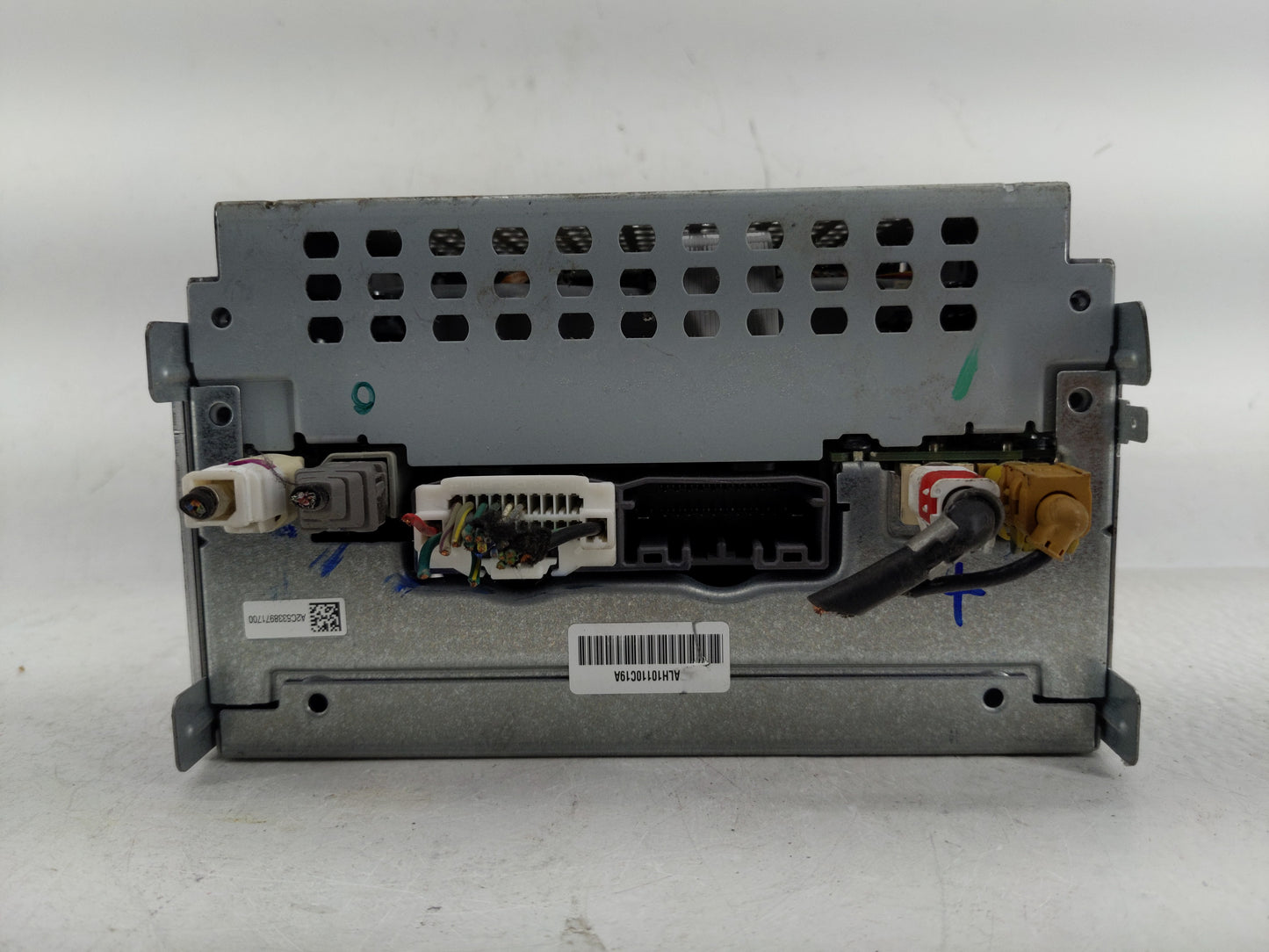 2011-2012 Dodge Journey Radio AM FM Cd Player Receiver Replacement P/N:P05064546AL Fits Fits 2011 2012 OEM Used Auto Parts -