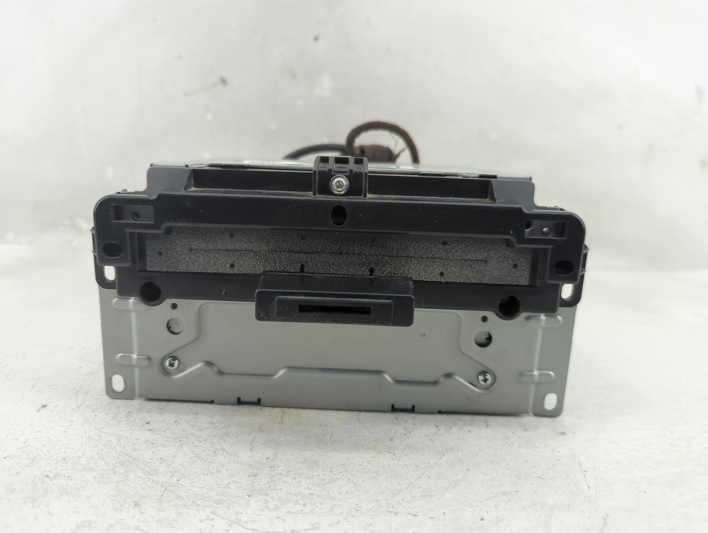 2011-2012 Dodge Journey Radio AM FM Cd Player Receiver Replacement P/N:05091035AG Fits Fits 2011 2012 OEM Used Auto Parts - 