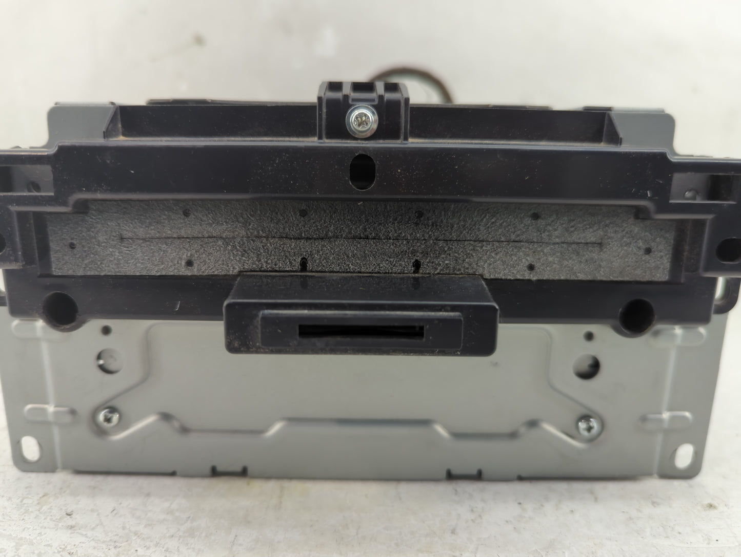 2011-2012 Dodge Journey Radio AM FM Cd Player Receiver Replacement P/N:05091035AG Fits Fits 2011 2012 OEM Used Auto Parts - 