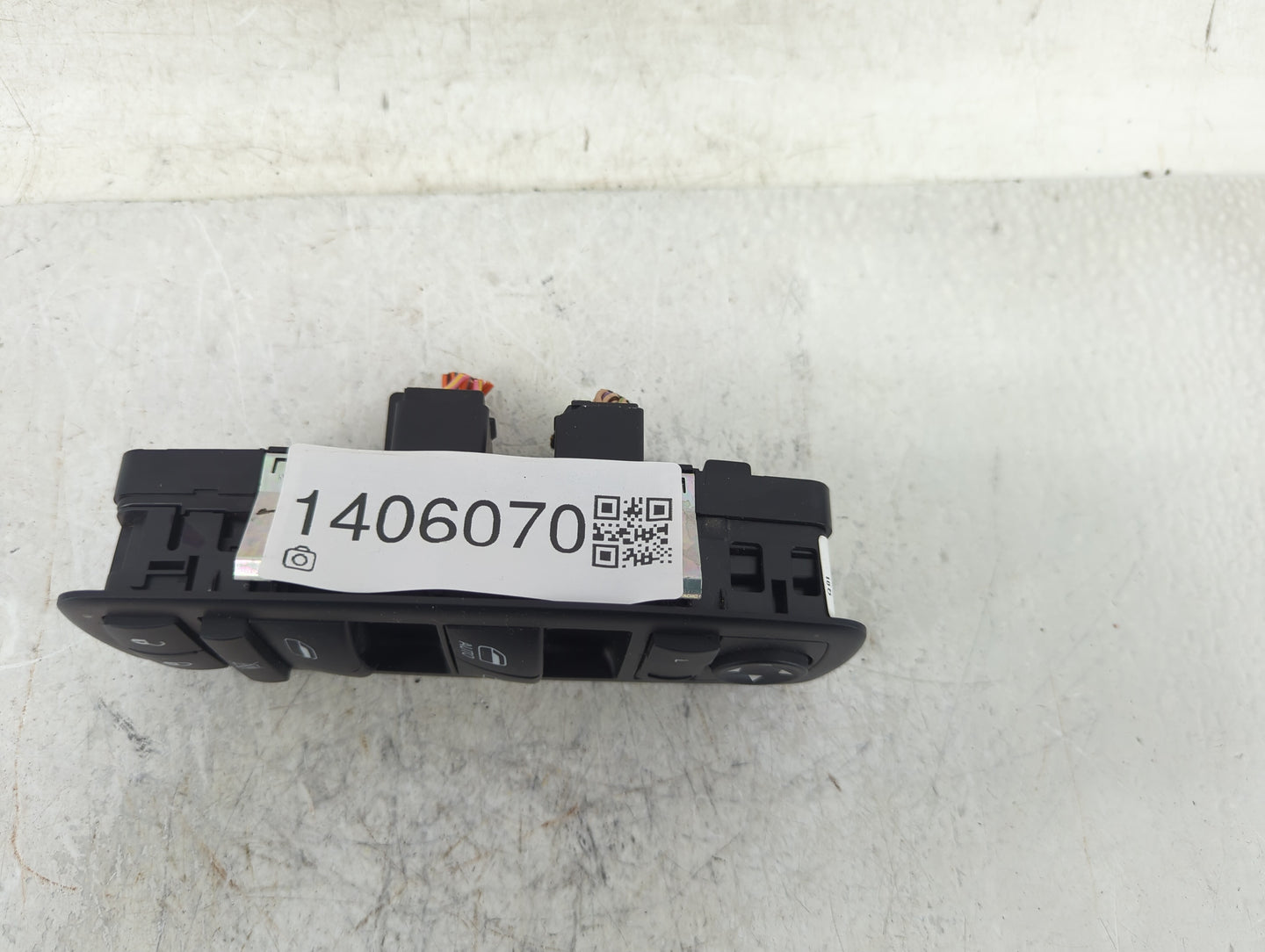 2011-2019 Dodge Journey Master Power Window Switch Replacement Driver Side Left P/N:68084001AB Fits OEM Used Auto Parts - Oe