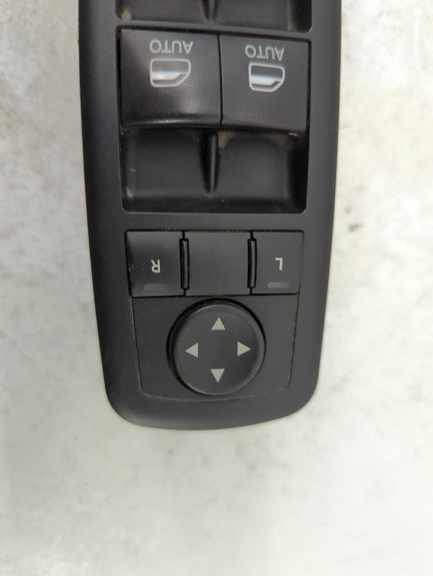2011 Dodge Journey Master Power Window Switch Replacement Driver Side Left P/N:68139805AB Fits OEM Used Auto Parts - Oemused