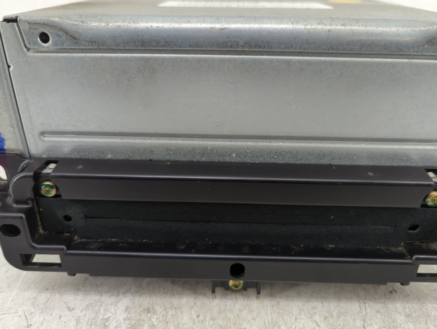 2011-2012 Dodge Journey Radio AM FM Cd Player Receiver Replacement P/N:P05064546AM Fits Fits 2011 2012 OEM Used Auto Parts -