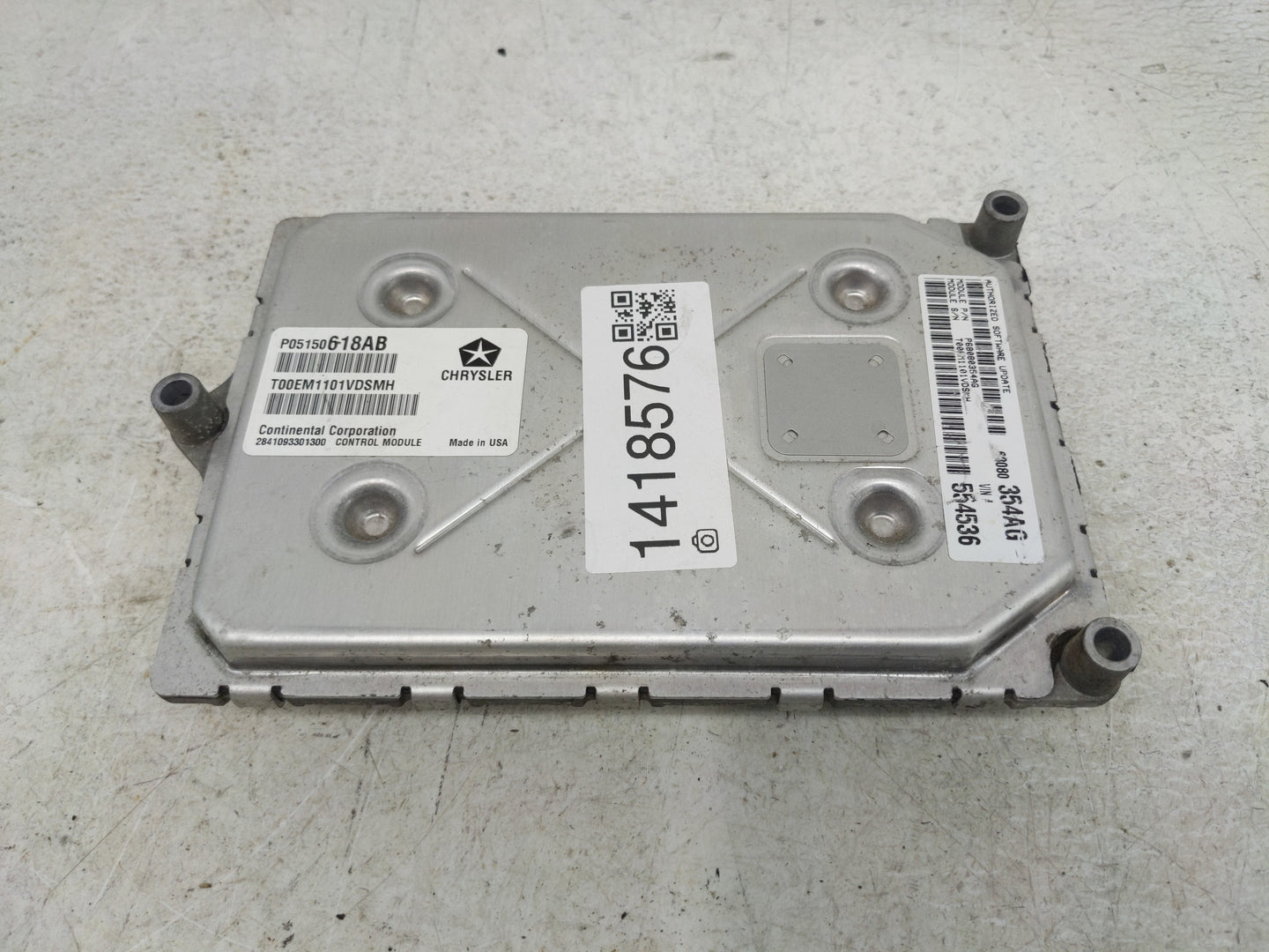 2011-2012 Dodge Journey PCM Engine Control Computer ECU ECM PCU OEM P/N:P05150618AB Fits Fits 2011 2012 OEM Used Auto Parts 