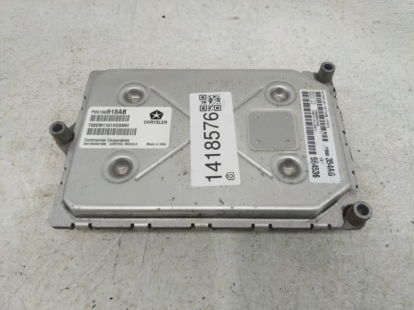 2011-2012 Dodge Journey PCM Engine Control Computer ECU ECM PCU OEM P/N:P05150618AB Fits Fits 2011 2012 OEM Used Auto Parts 