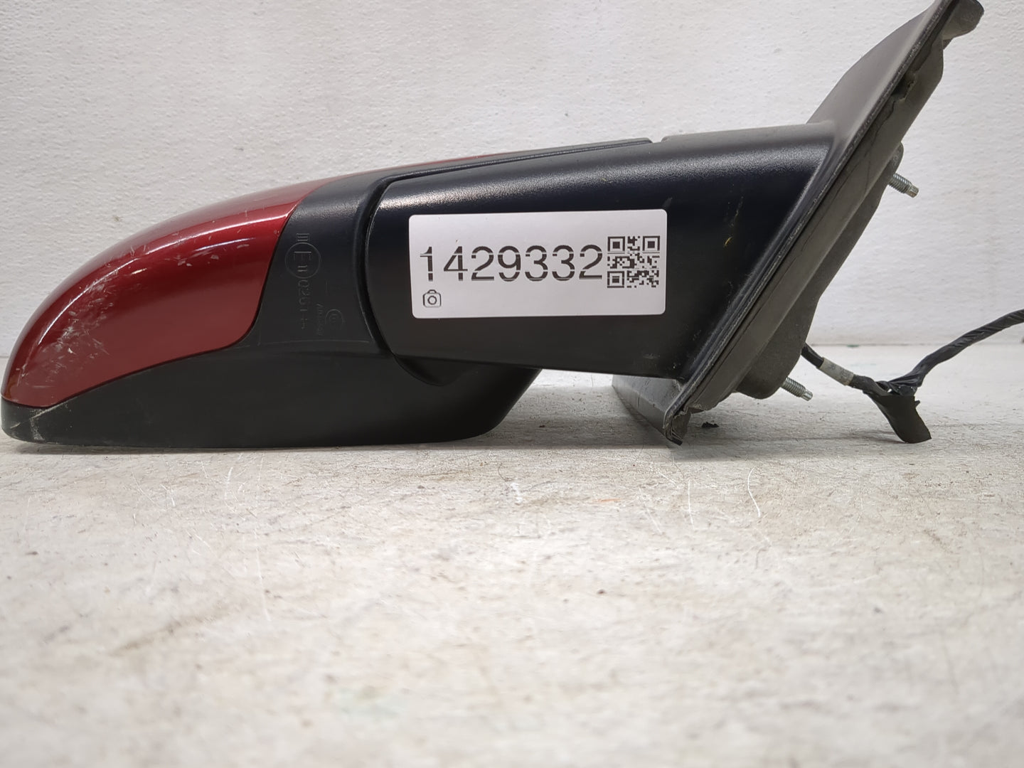2011 Dodge Journey Passenger Side View Mirror - Right Door Mirror OEM Used - Oemusedautoparts1.com