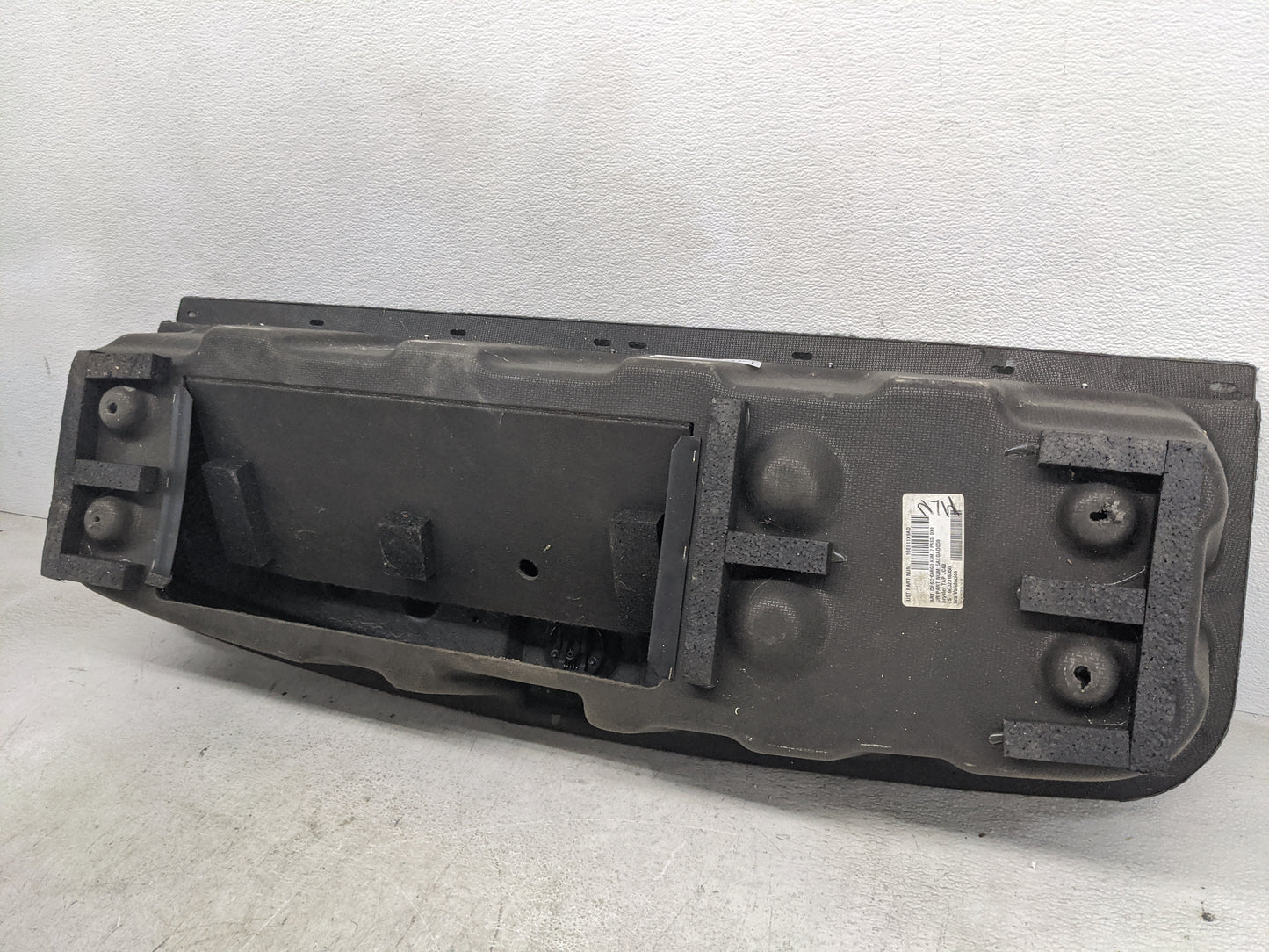 2011 Dodge Journey Rear Cargo Cover Storage Retractable Shade - Oemusedautoparts1.com