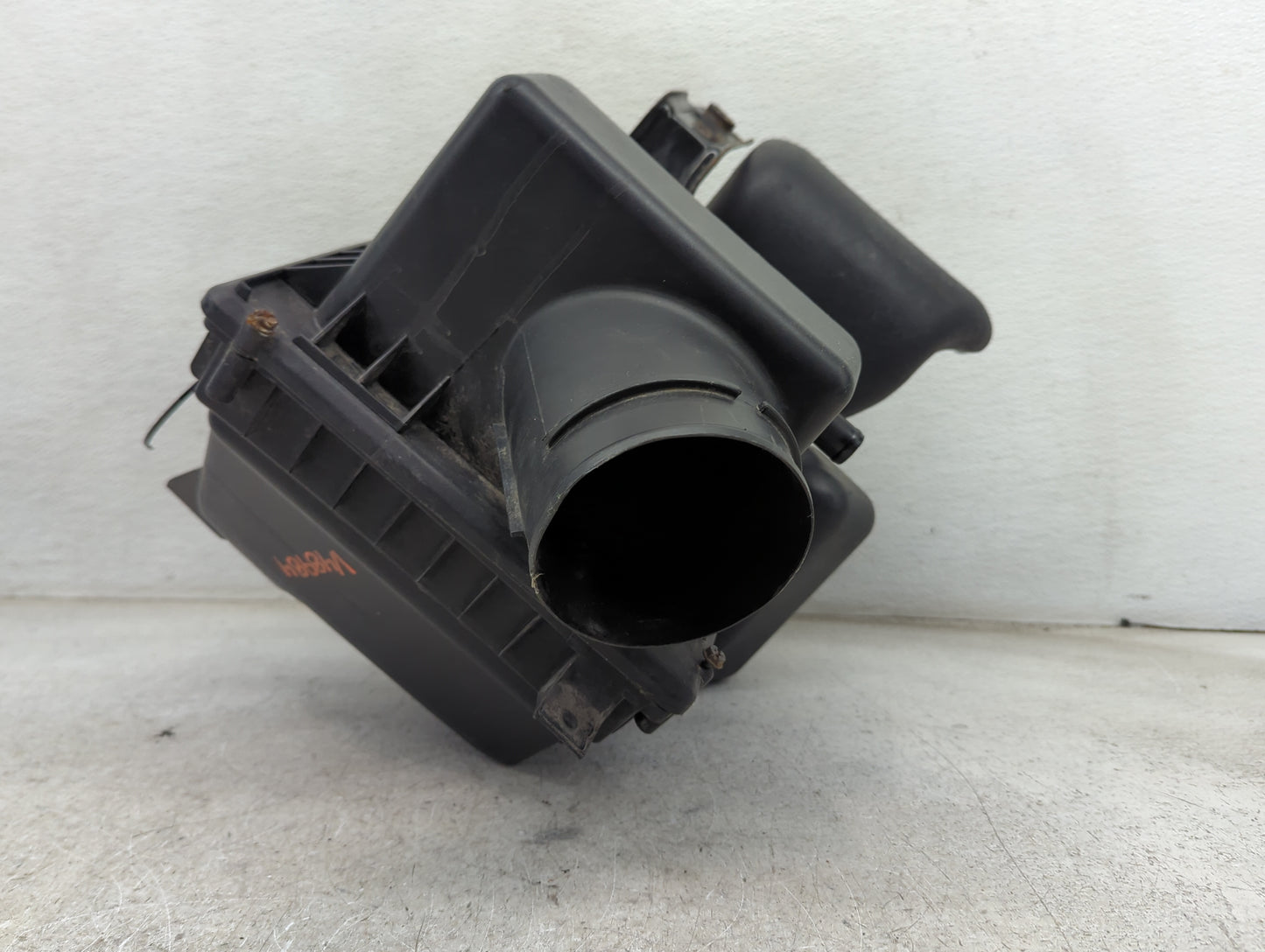 2011-2013 Dodge Journey Air Cleaner Intake-duct Hose Tube 1498246 - Oemusedautoparts1.com