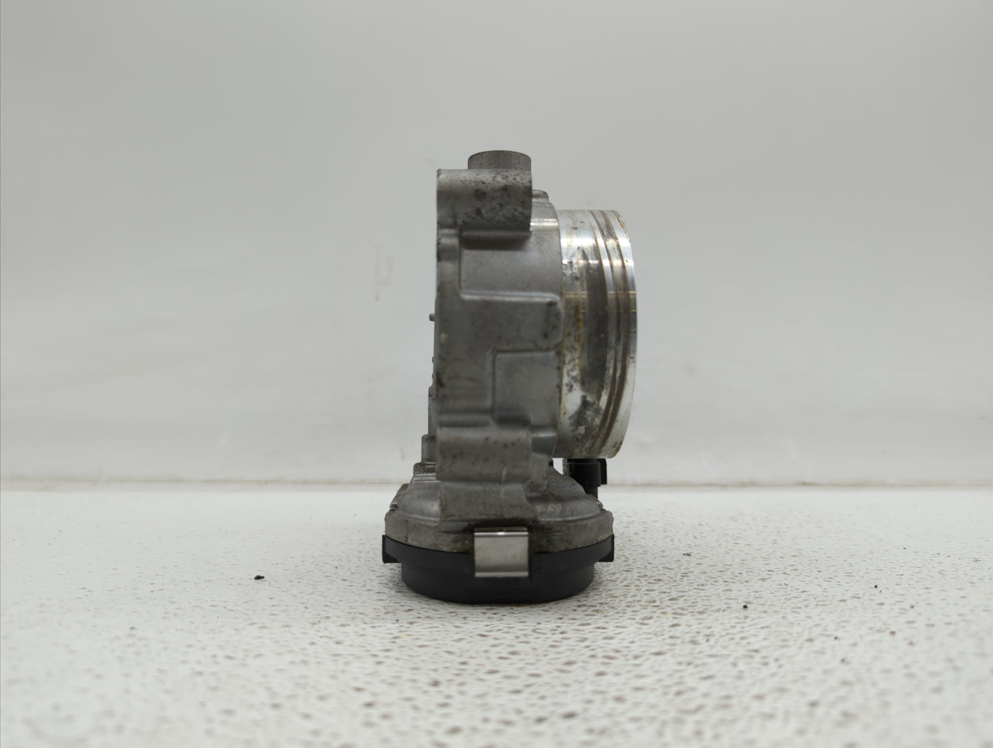 2011-2017 Dodge Journey Throttle Body P/N:05184349AC 05184349AE, 05184349AF Fits Fits 2011 2012 2013 2014 2015 2016 2017 201