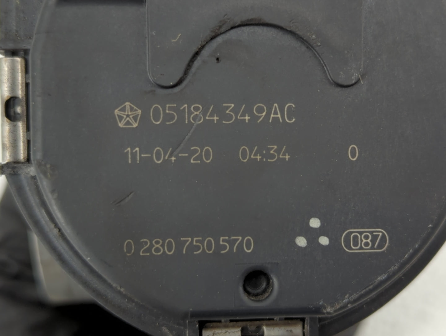 2011-2017 Dodge Journey Throttle Body P/N:05184349AC 05184349AE, 05184349AF Fits Fits 2011 2012 2013 2014 2015 2016 2017 201