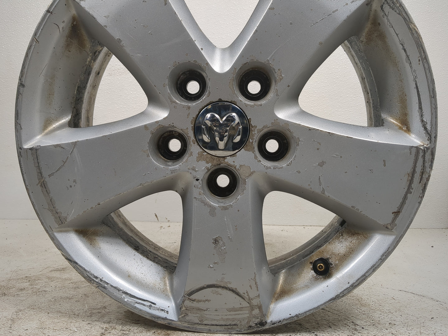 2011-2019 Dodge Journey Oem Wheel Rim Silver - Oemusedautoparts1.com