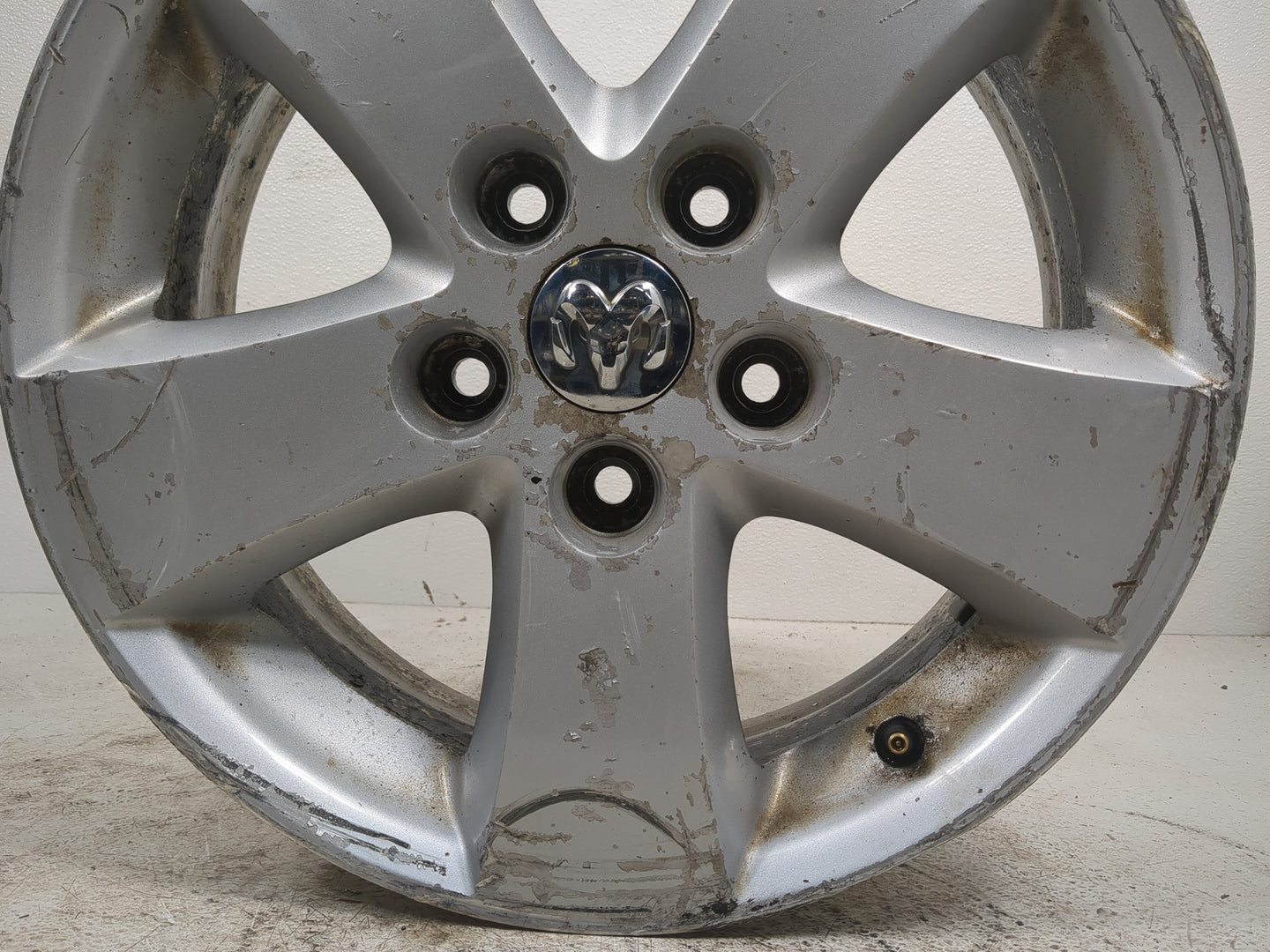 2011-2019 Dodge Journey Oem Wheel Rim Silver - Oemusedautoparts1.com