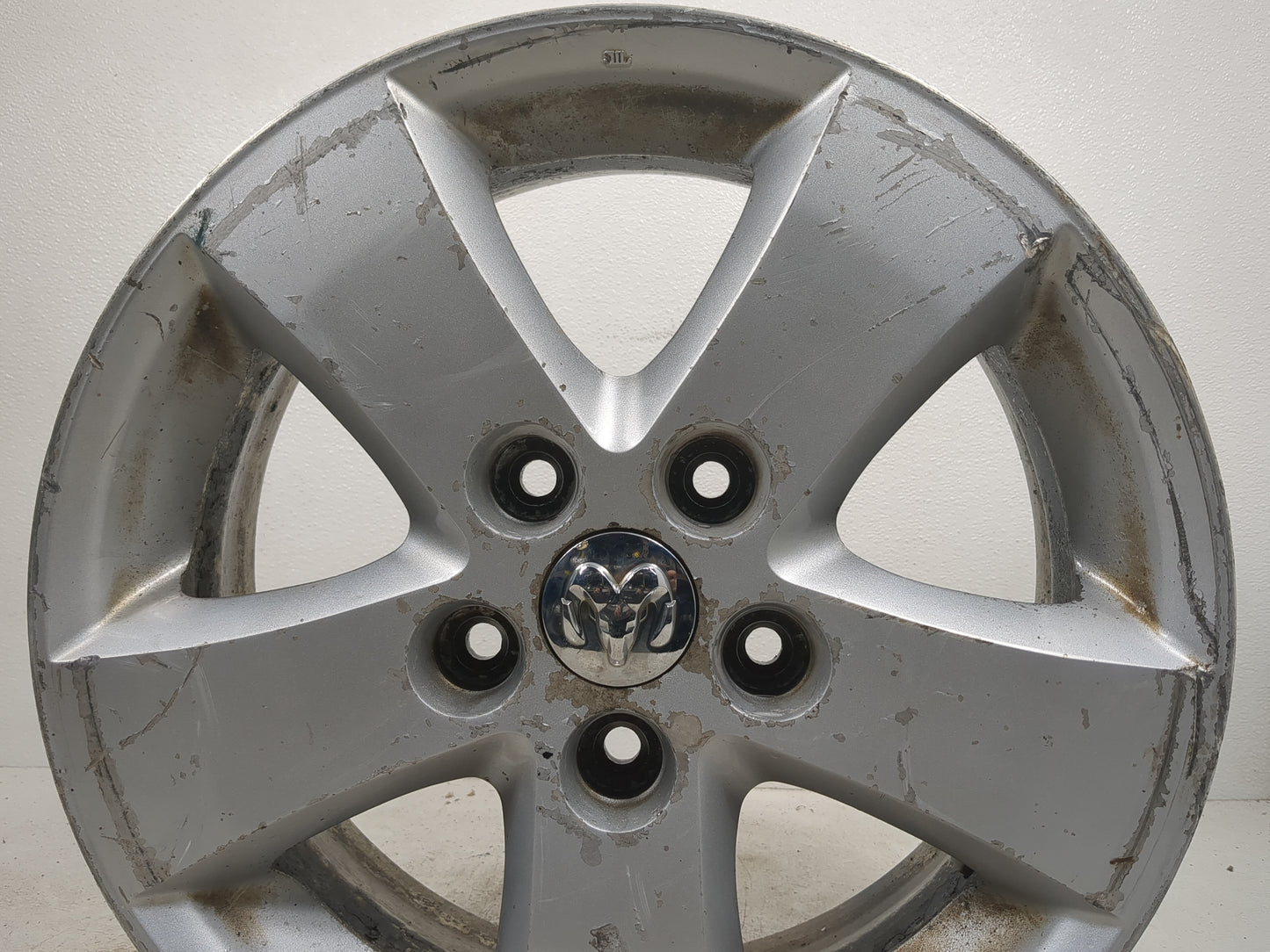 2011-2019 Dodge Journey Oem Wheel Rim Silver - Oemusedautoparts1.com