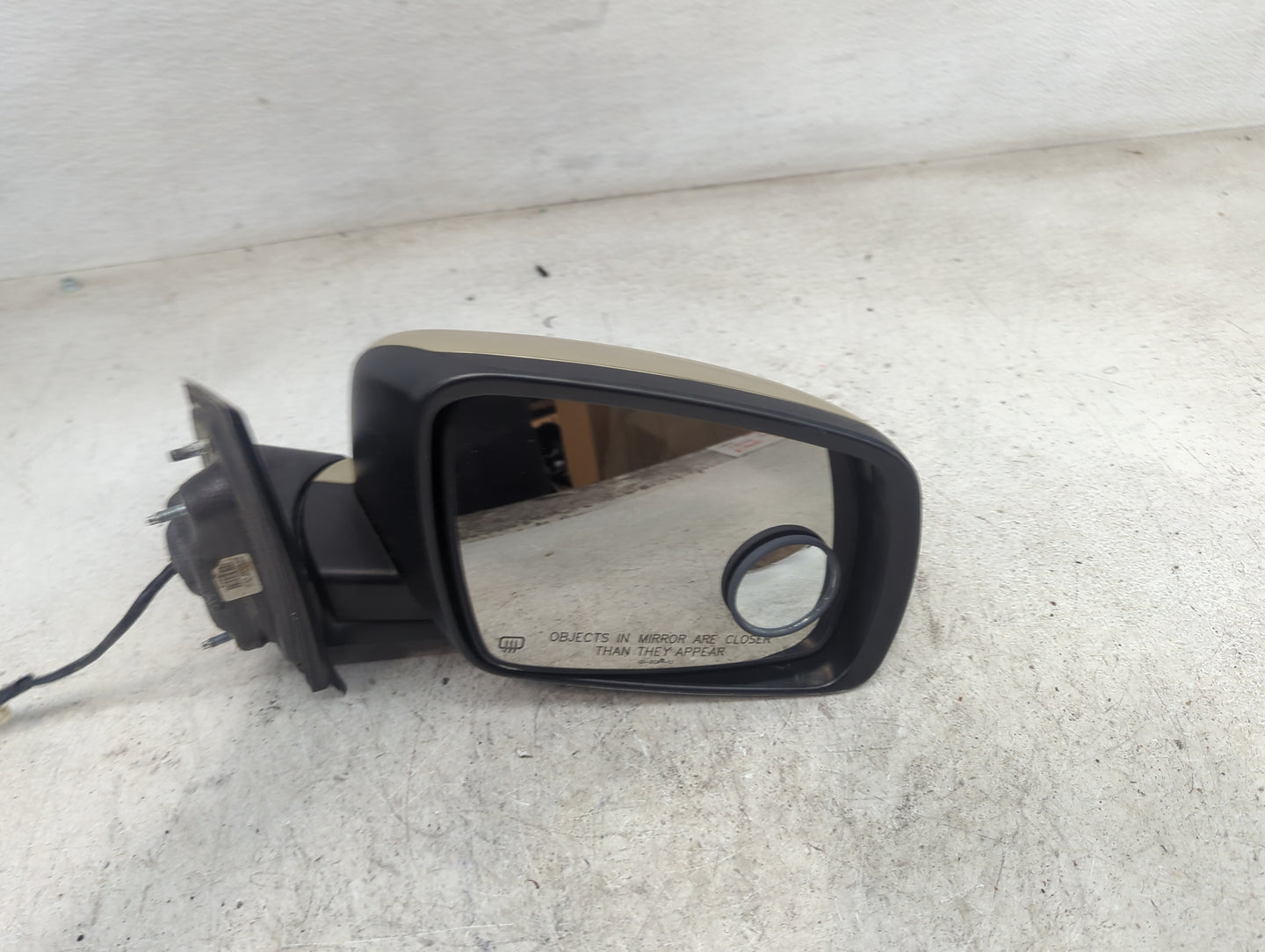 2011 Dodge Journey Passenger Side View Mirror - Right Door Mirror OEM Used - Oemusedautoparts1.com