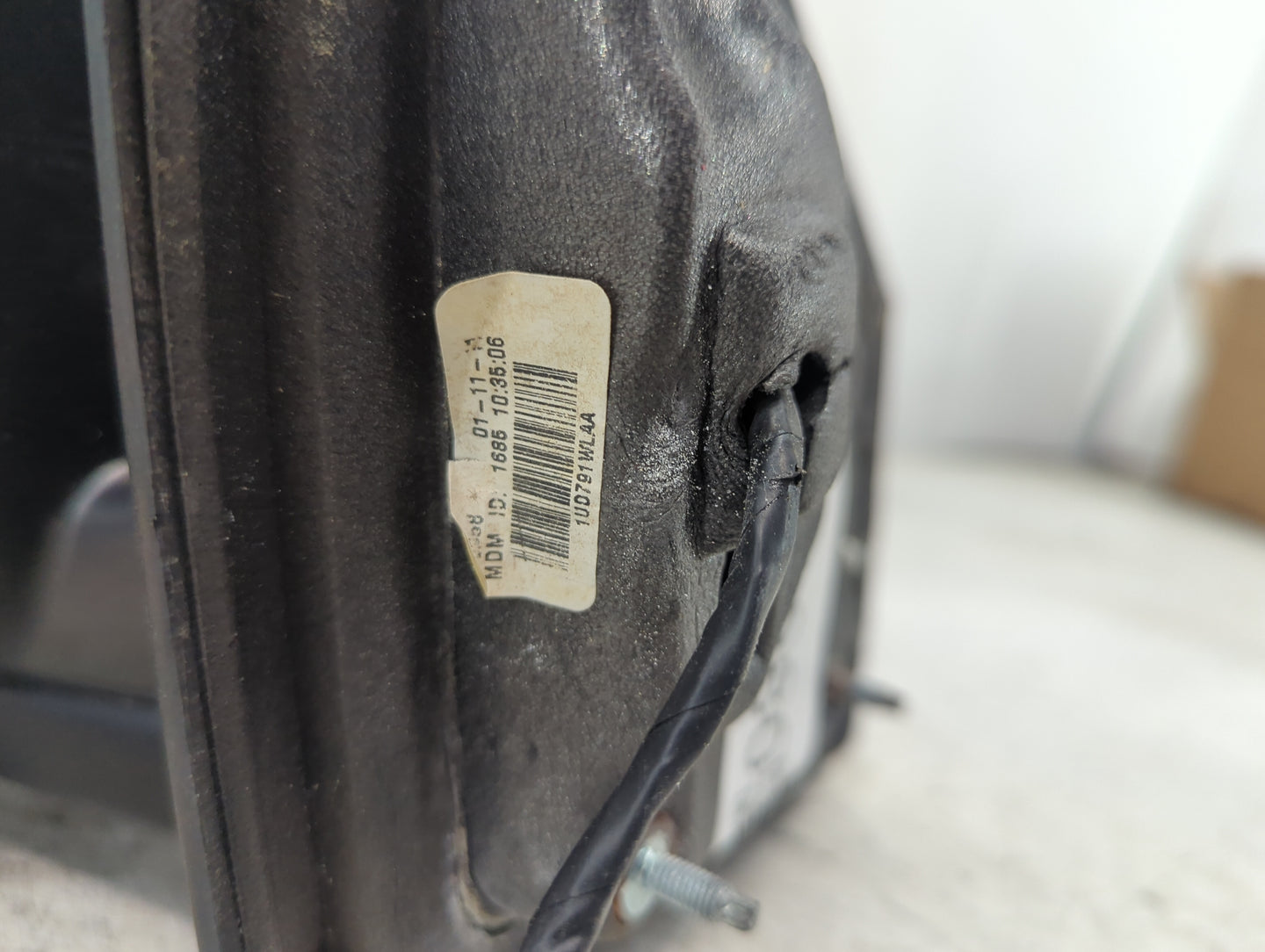 2011 Dodge Journey Driver Side View Mirror - Left Door Mirror OEM Used - Oemusedautoparts1.com