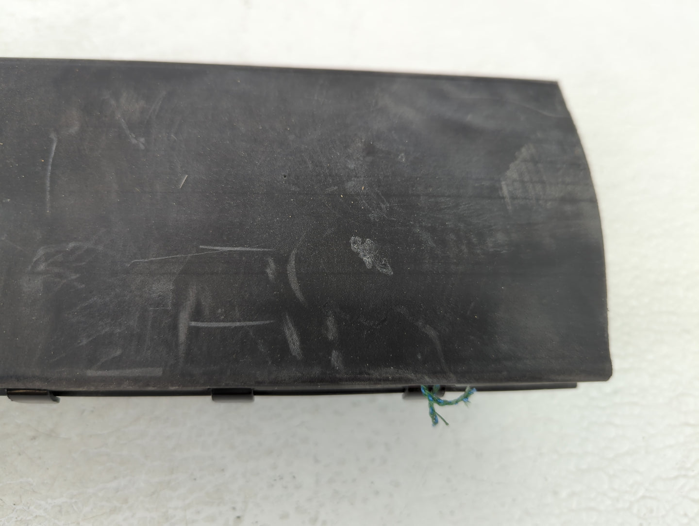 2011 Dodge Journey Air Bag Driver Left Knee OEM P/N:68082494AE P68082494AE Fits OEM Used Auto Parts - Oemusedautoparts1.com