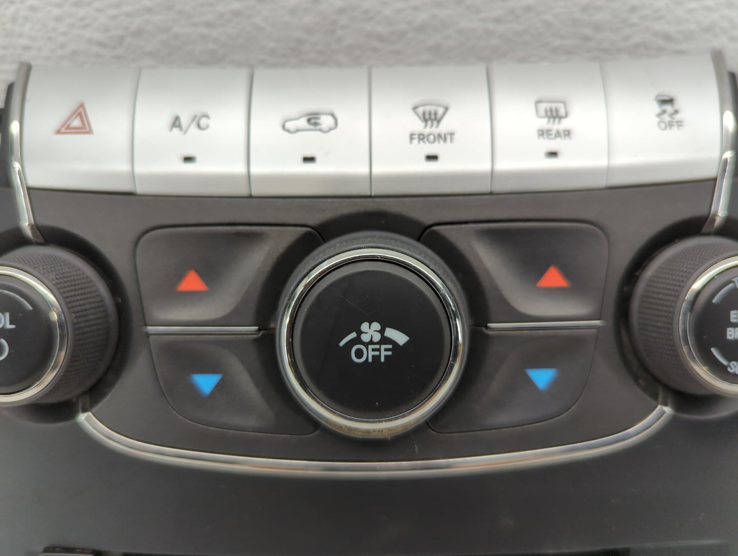 2011 Dodge Journey Climate Control Module Temperature AC/Heater Replacement P/N:1WX11129AA Fits OEM Used Auto Parts - Oemuse