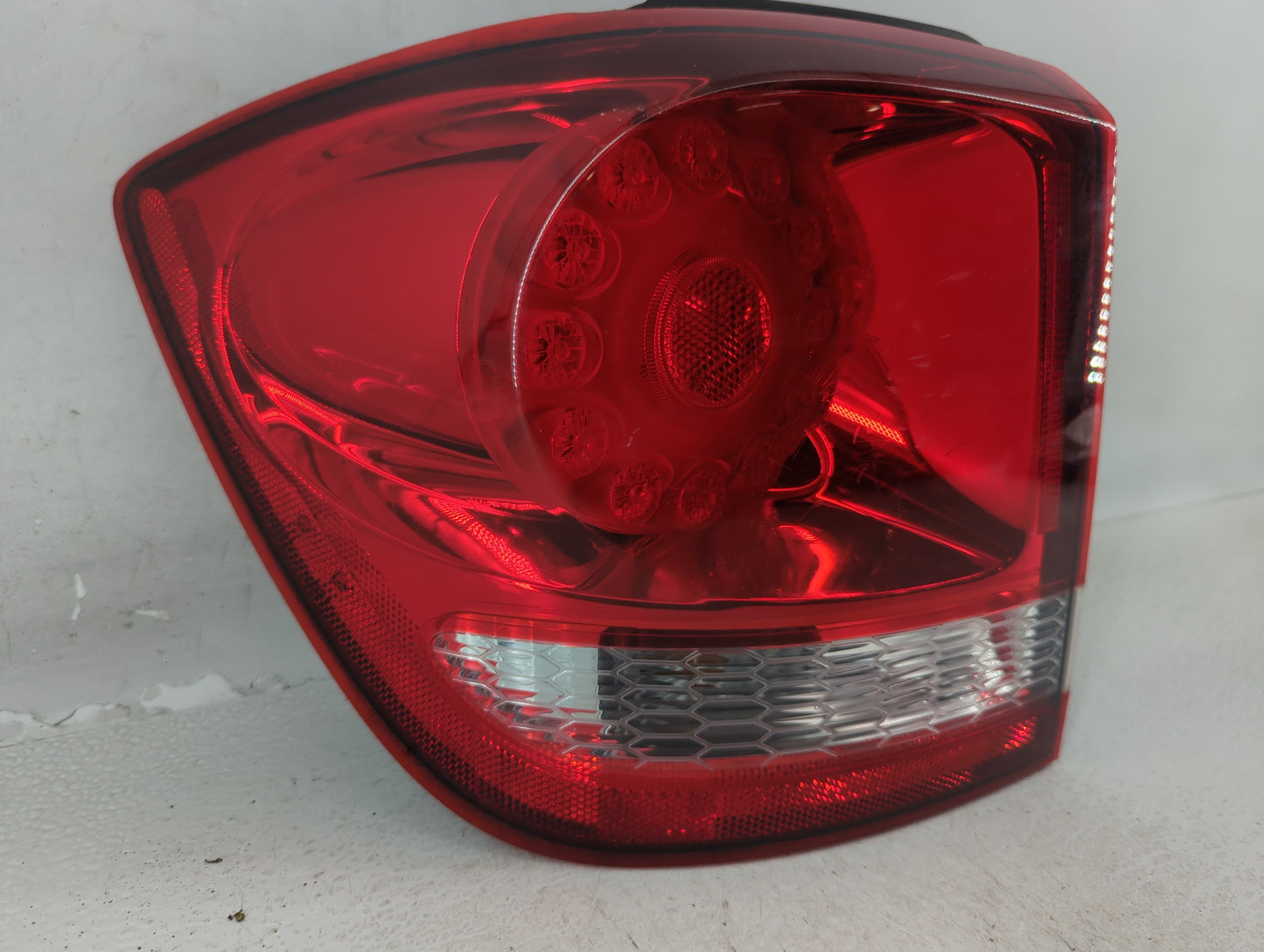 2011 Dodge Journey Tail Light Assembly Driver Left OEM P/N:67244052034 680784665AC Fits OEM Used Auto Parts - Oemusedautopar