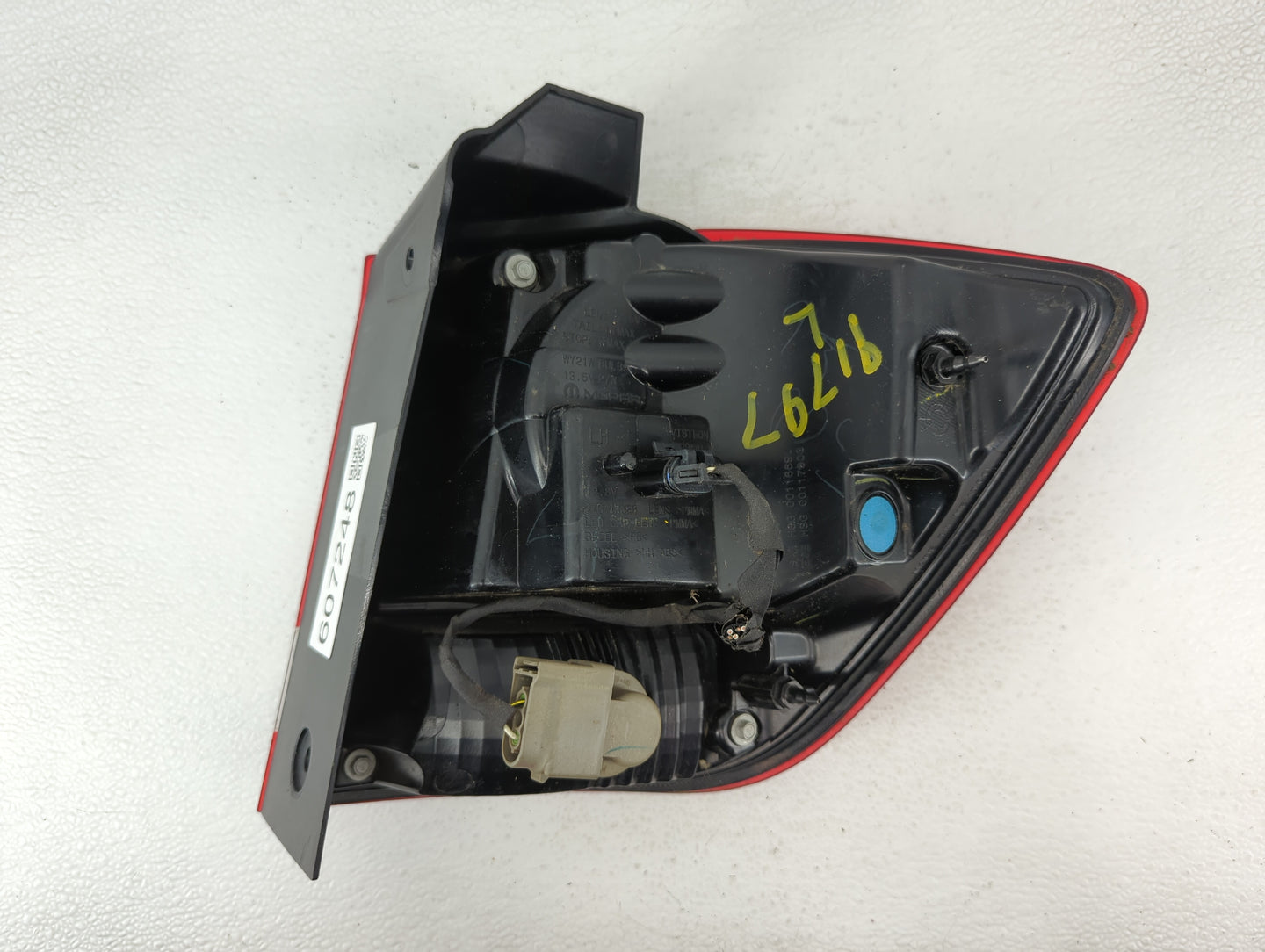 2011 Dodge Journey Tail Light Assembly Driver Left OEM P/N:67244052034 680784665AC Fits OEM Used Auto Parts - Oemusedautopar