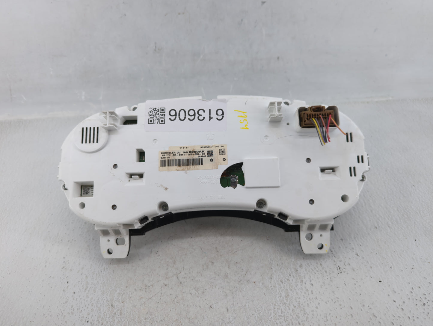 2011 Dodge Journey Instrument Cluster Speedometer Gauges P/N:56046269AK Fits OEM Used Auto Parts - Oemusedautoparts1.com