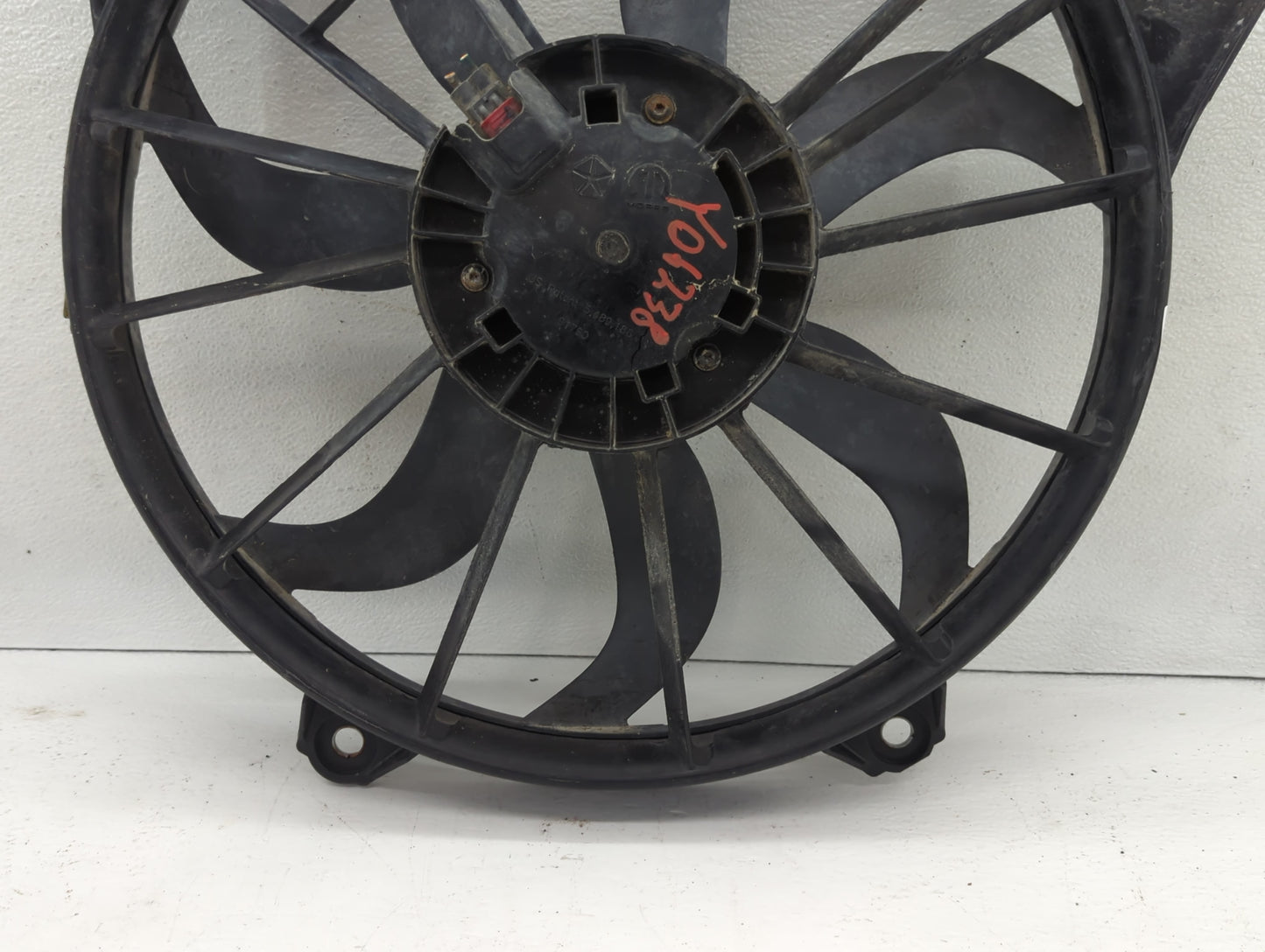 2009-2020 Dodge Journey Left Radiator Fan Motor Assembly - Oemusedautoparts1.com