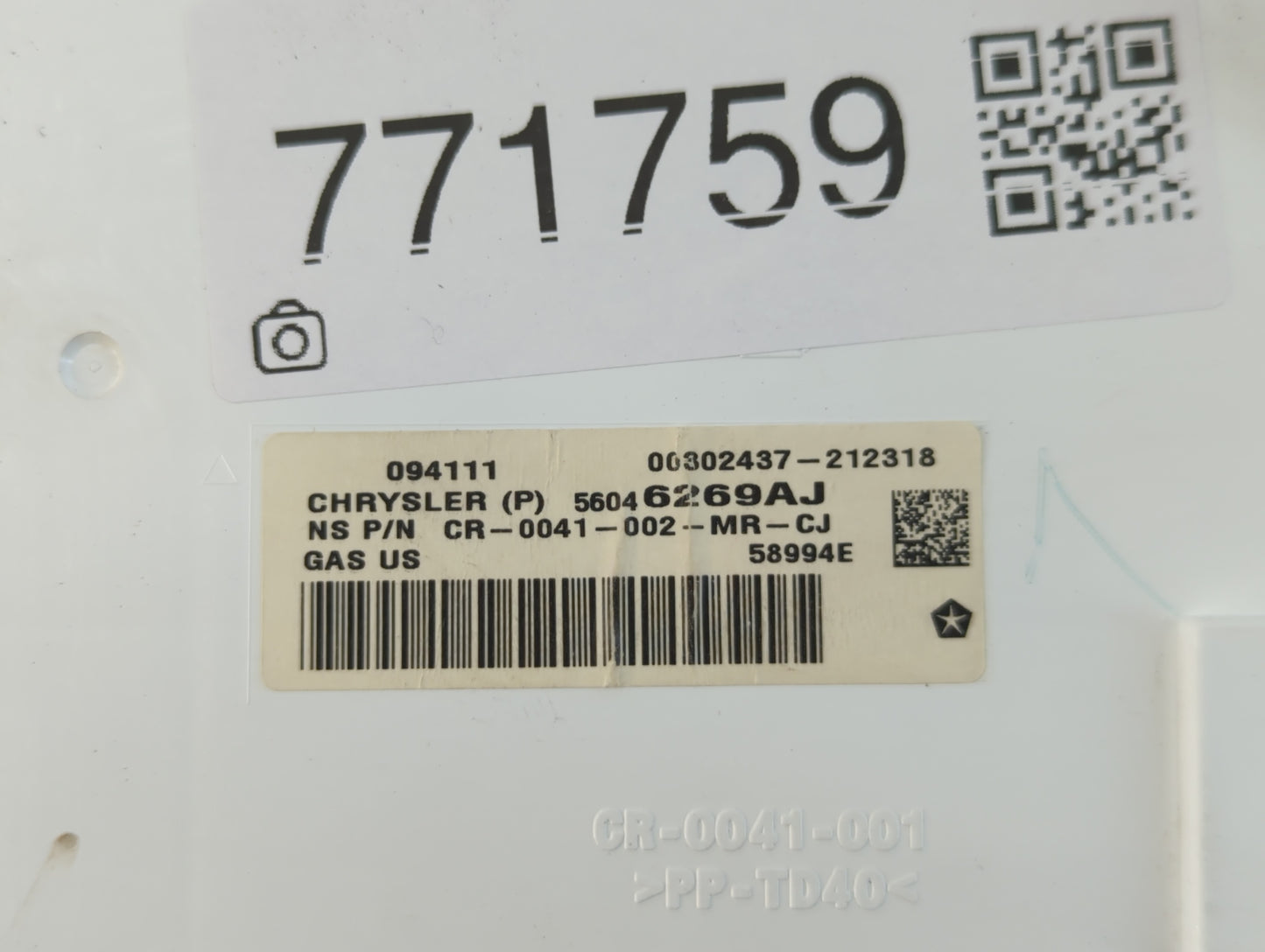 2011 Dodge Journey Instrument Cluster Speedometer Gauges P/N:56046269AJ Fits OEM Used Auto Parts - Oemusedautoparts1.com