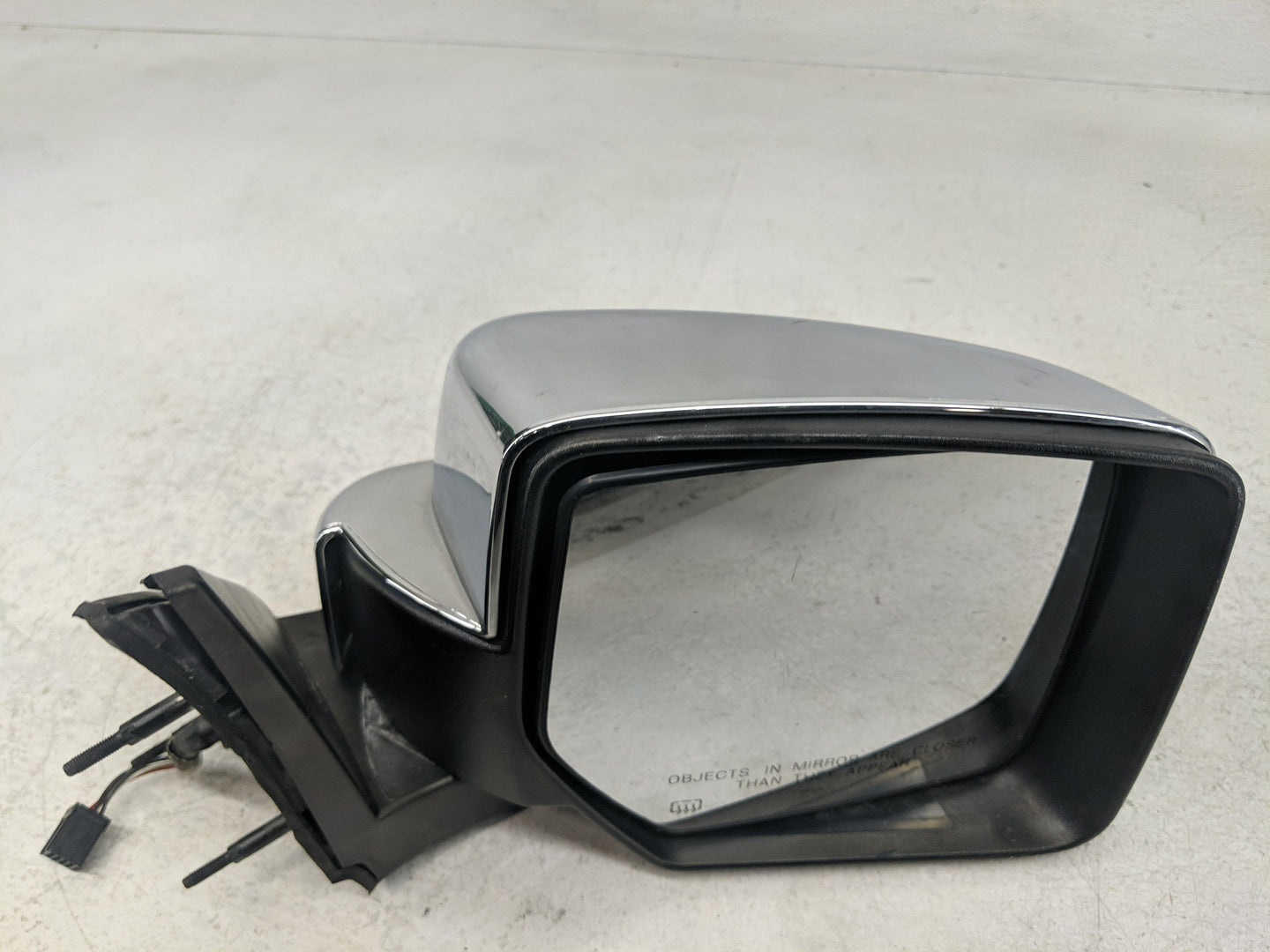2010-2011 Dodge Nitro Side Mirror Replacement Passenger Right View Door Mirror Fits Fits 2010 2011 OEM Used Auto Parts - Oem