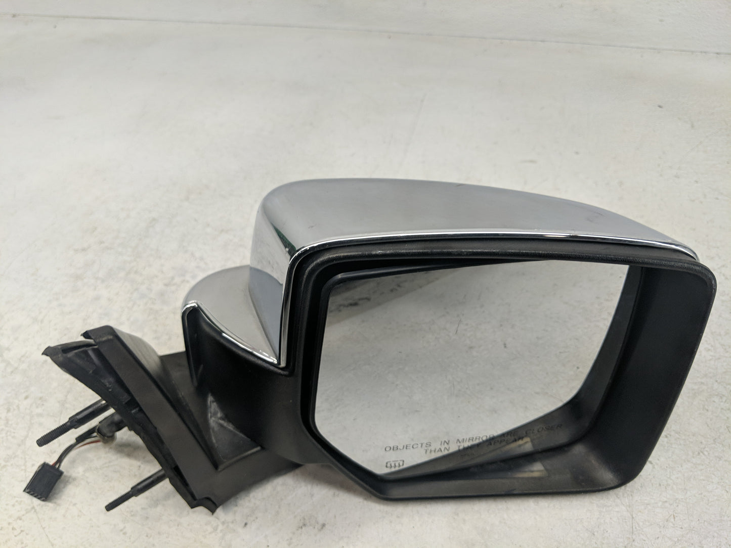 2010-2011 Dodge Nitro Side Mirror Replacement Passenger Right View Door Mirror Fits Fits 2010 2011 OEM Used Auto Parts - Oem