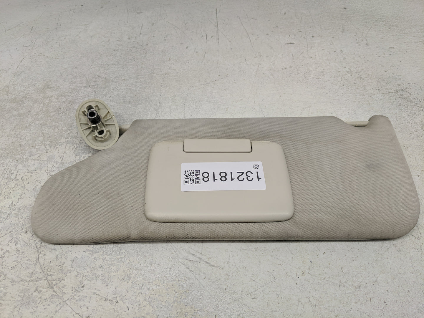 2007-2011 Dodge Nitro Sun Visor Shade Replacement Driver Left Mirror Fits Fits 2007 2008 2009 2010 2011 OEM Used Auto Parts 